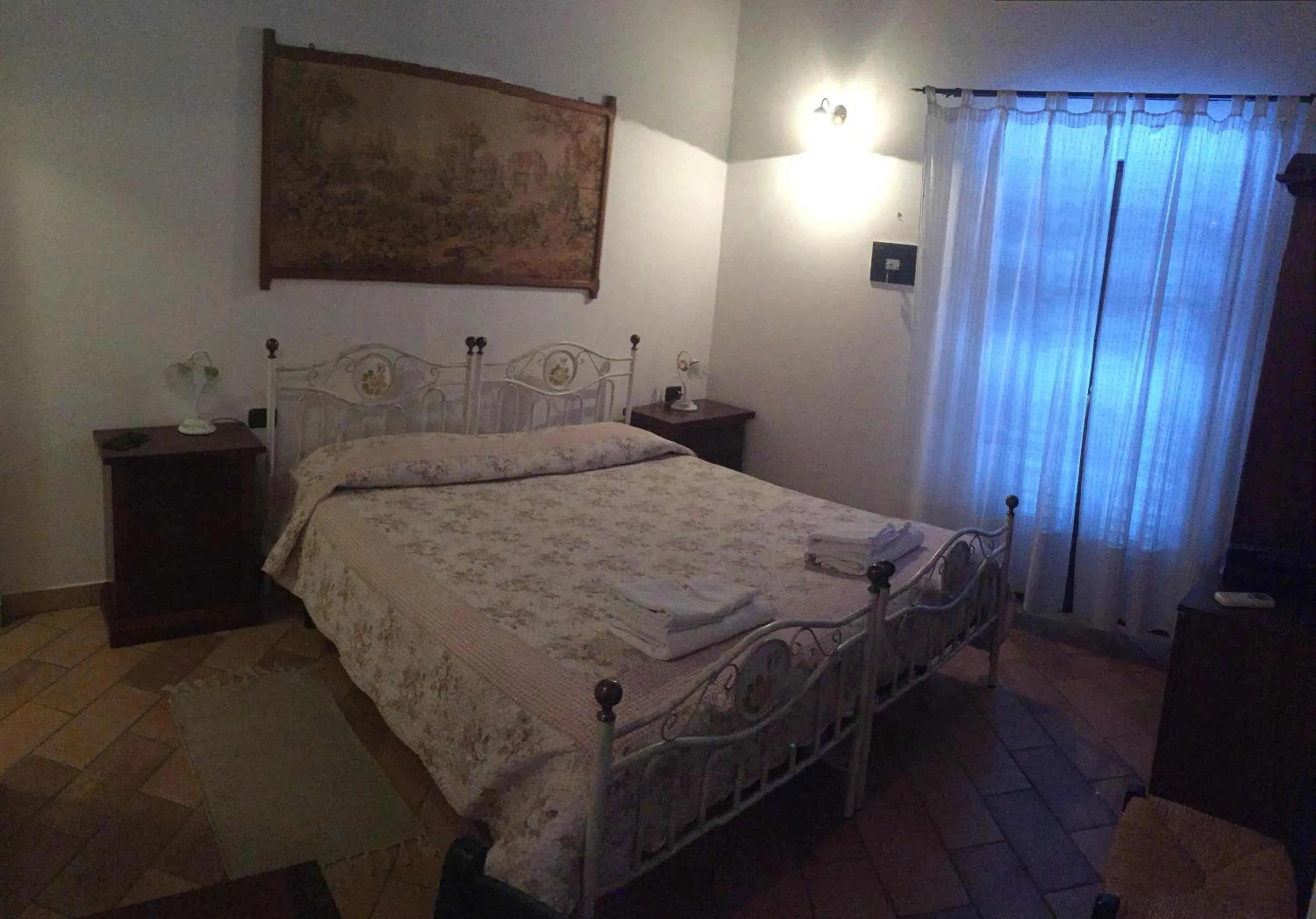 Shower, Bed in Il Portico