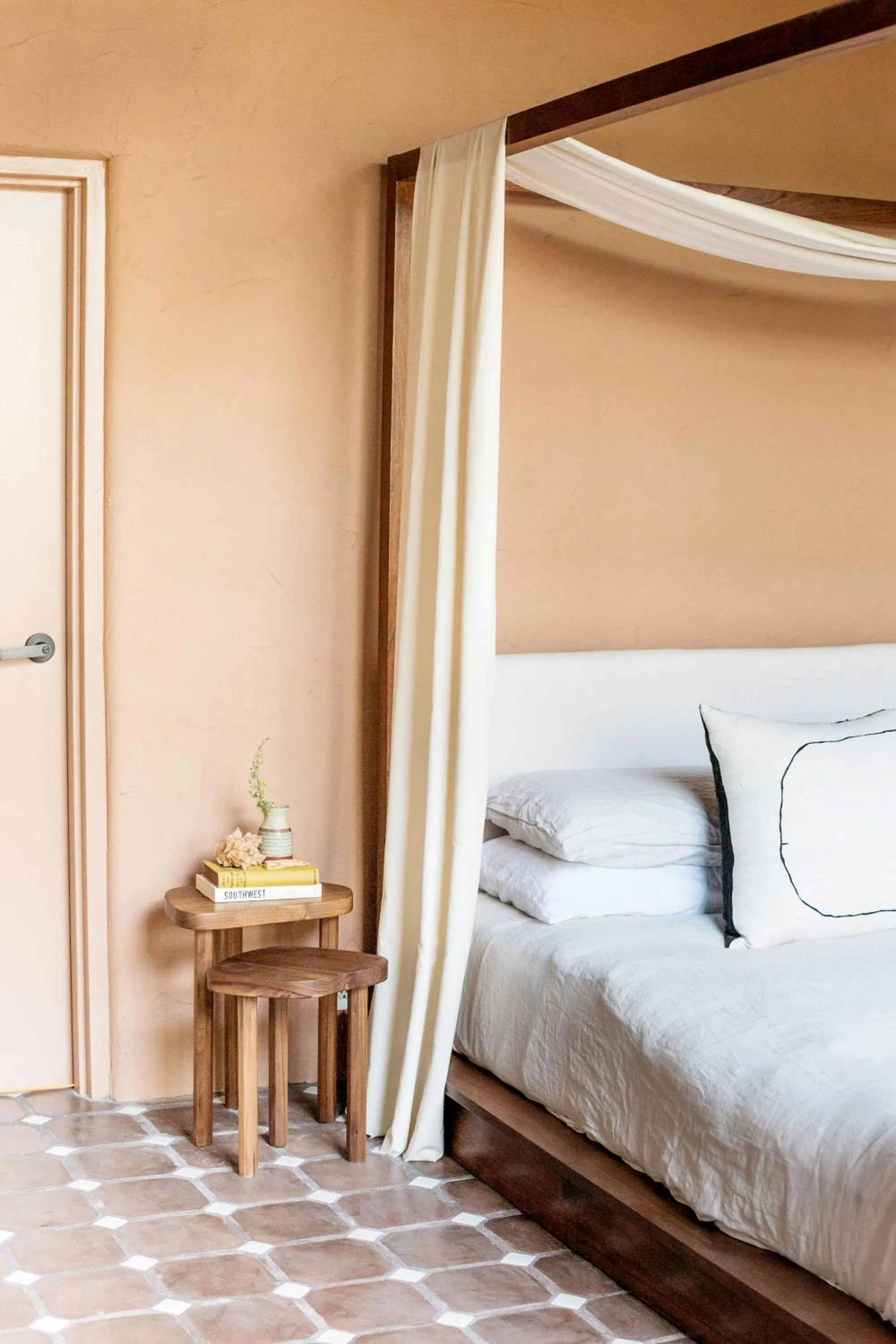 Bedroom, Bed in The JTH Tucson