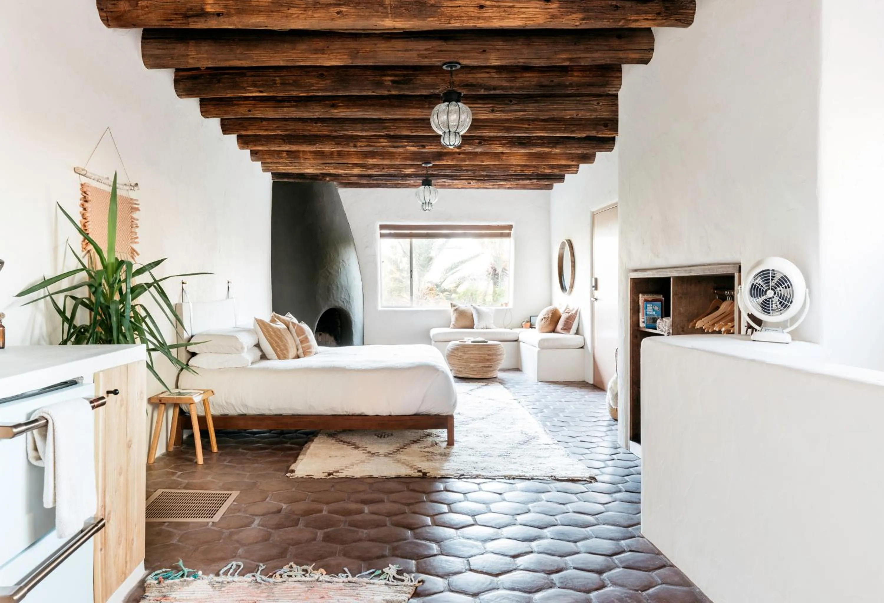 Bedroom, Bed in The JTH Tucson