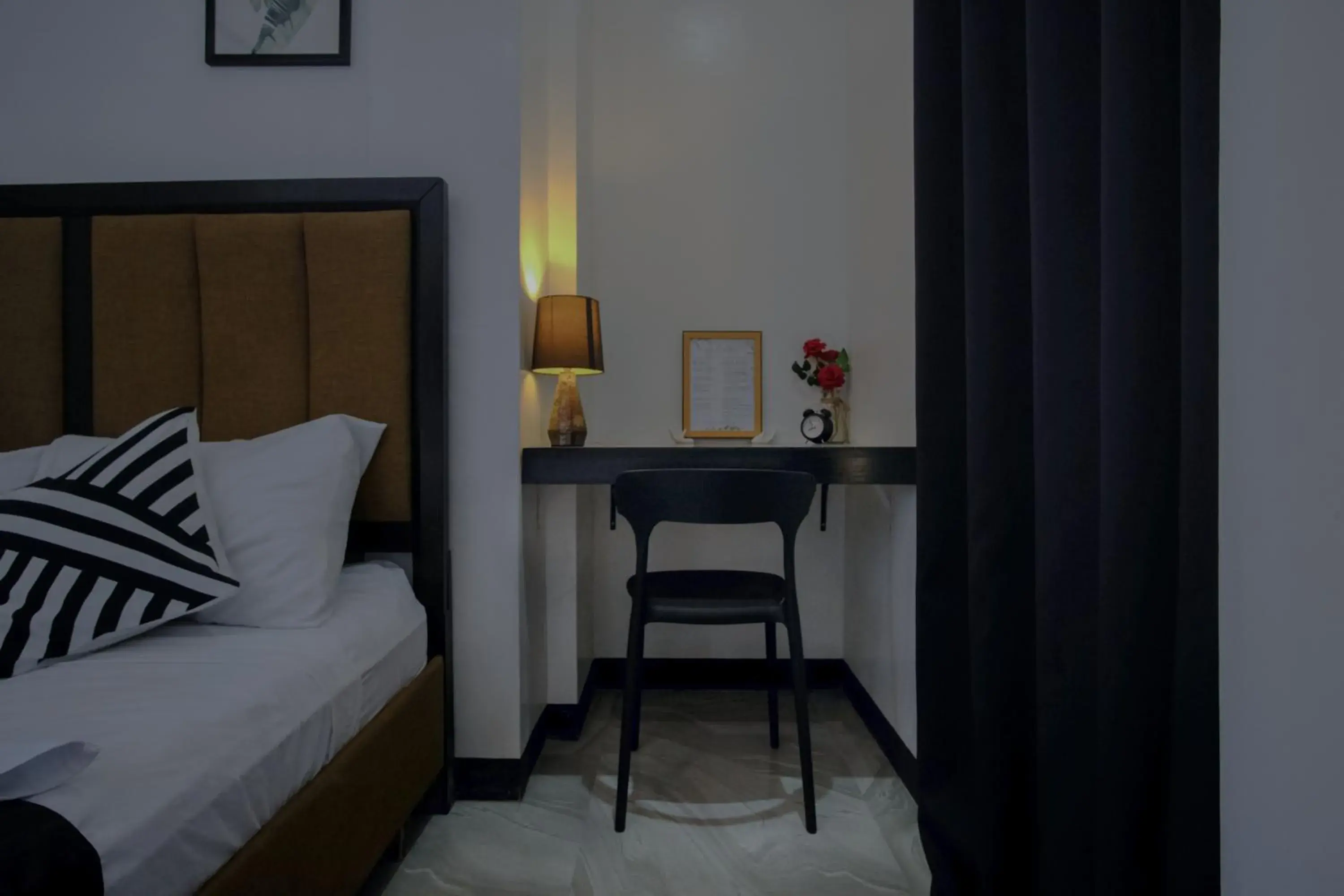 Seating area, Bed in The Palms Resort & Bar Seating area, Bed in The Palms Resort & Bar