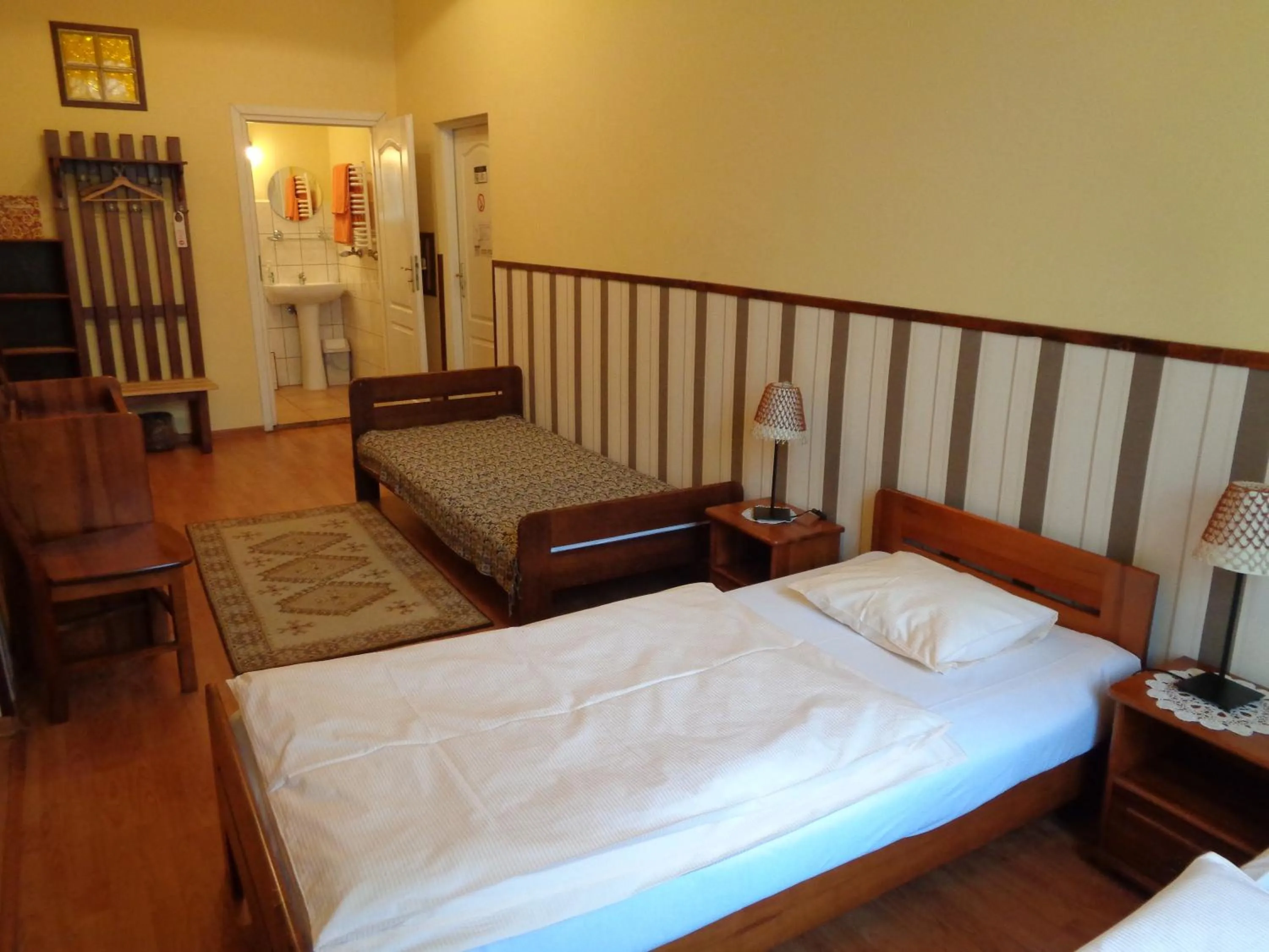 Photo of the whole room, Bed in Globtroter Guest House