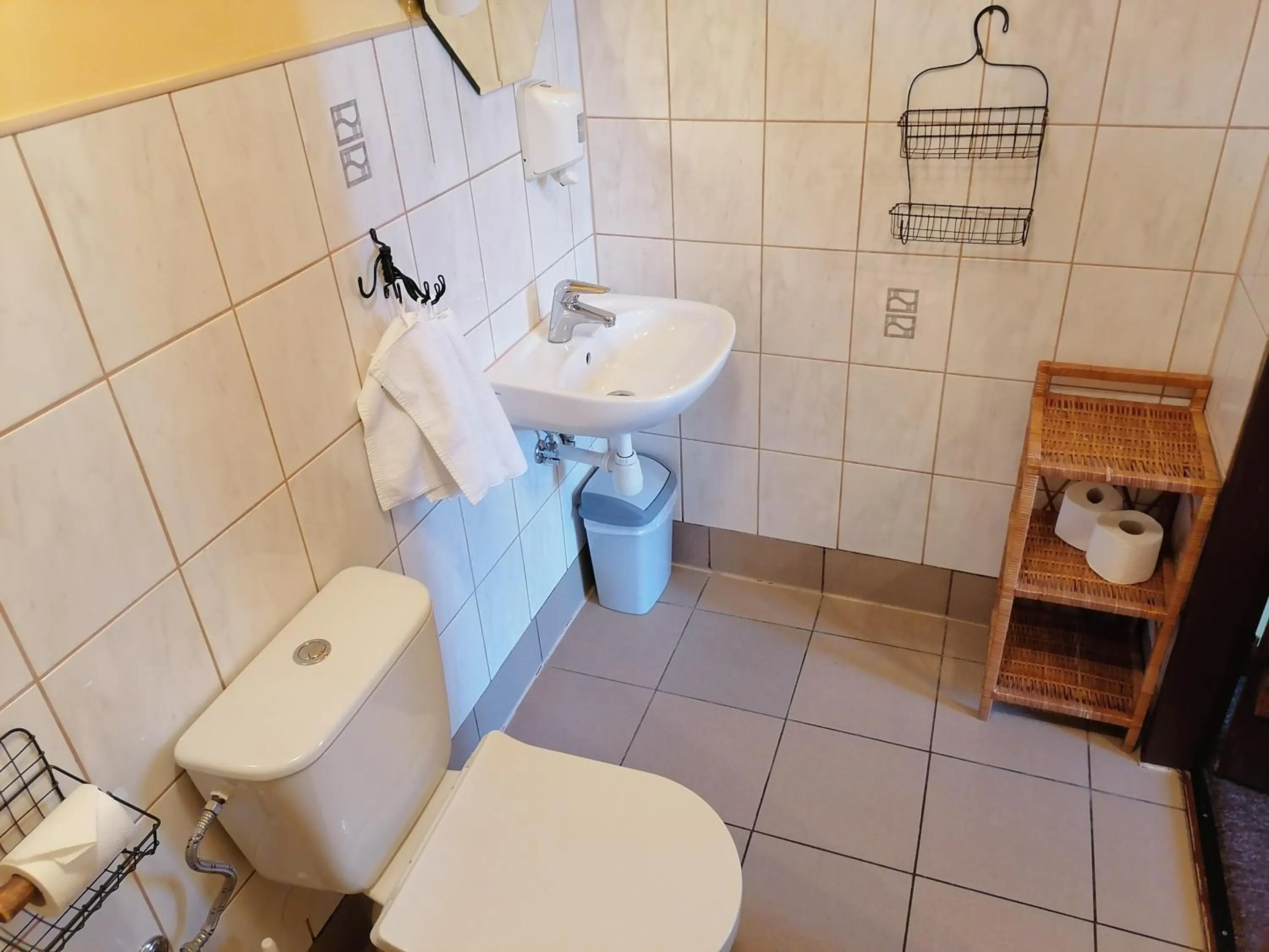 Bathroom in Globtroter Guest House