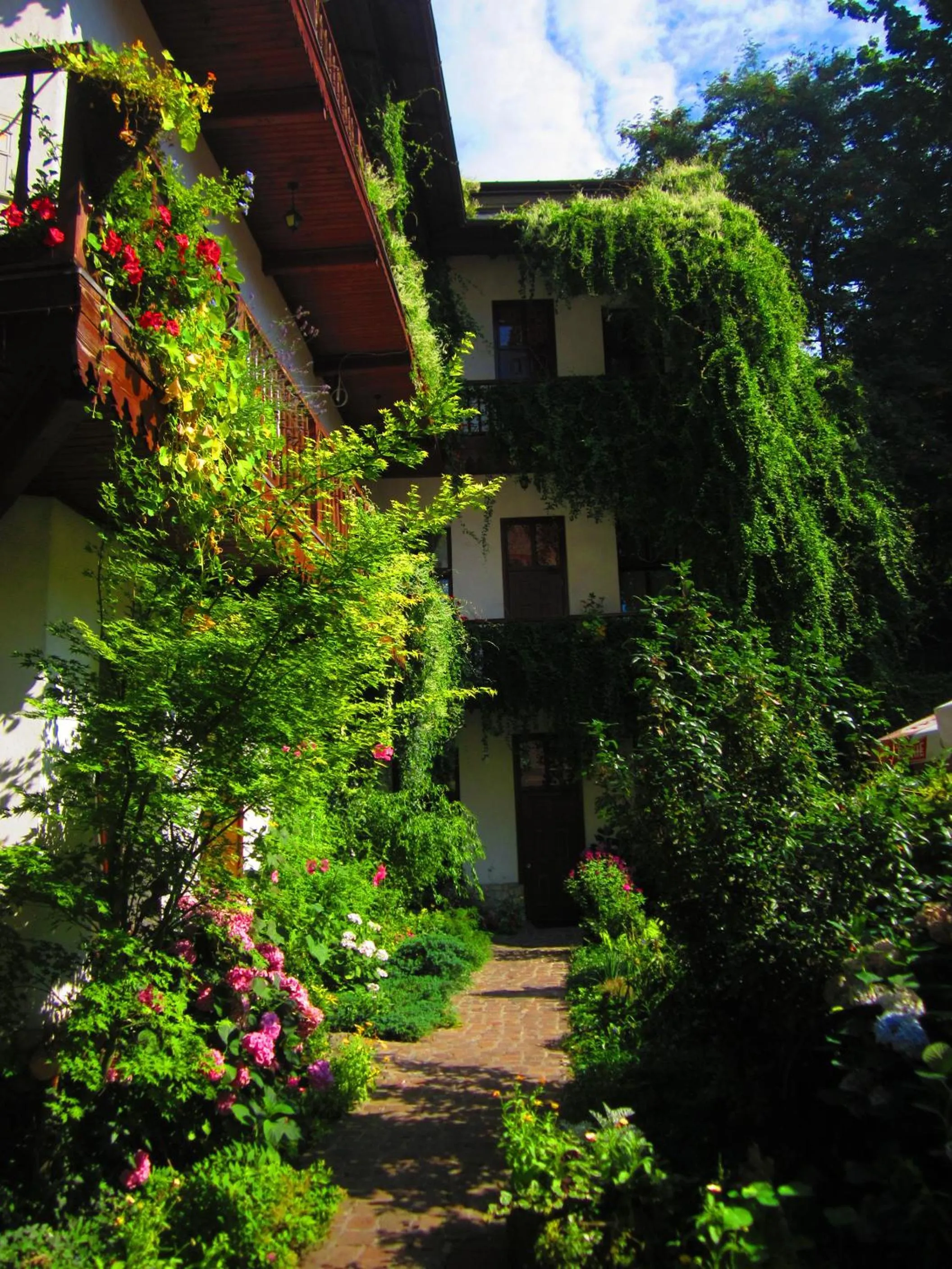 Facade/entrance in Globtroter Guest House