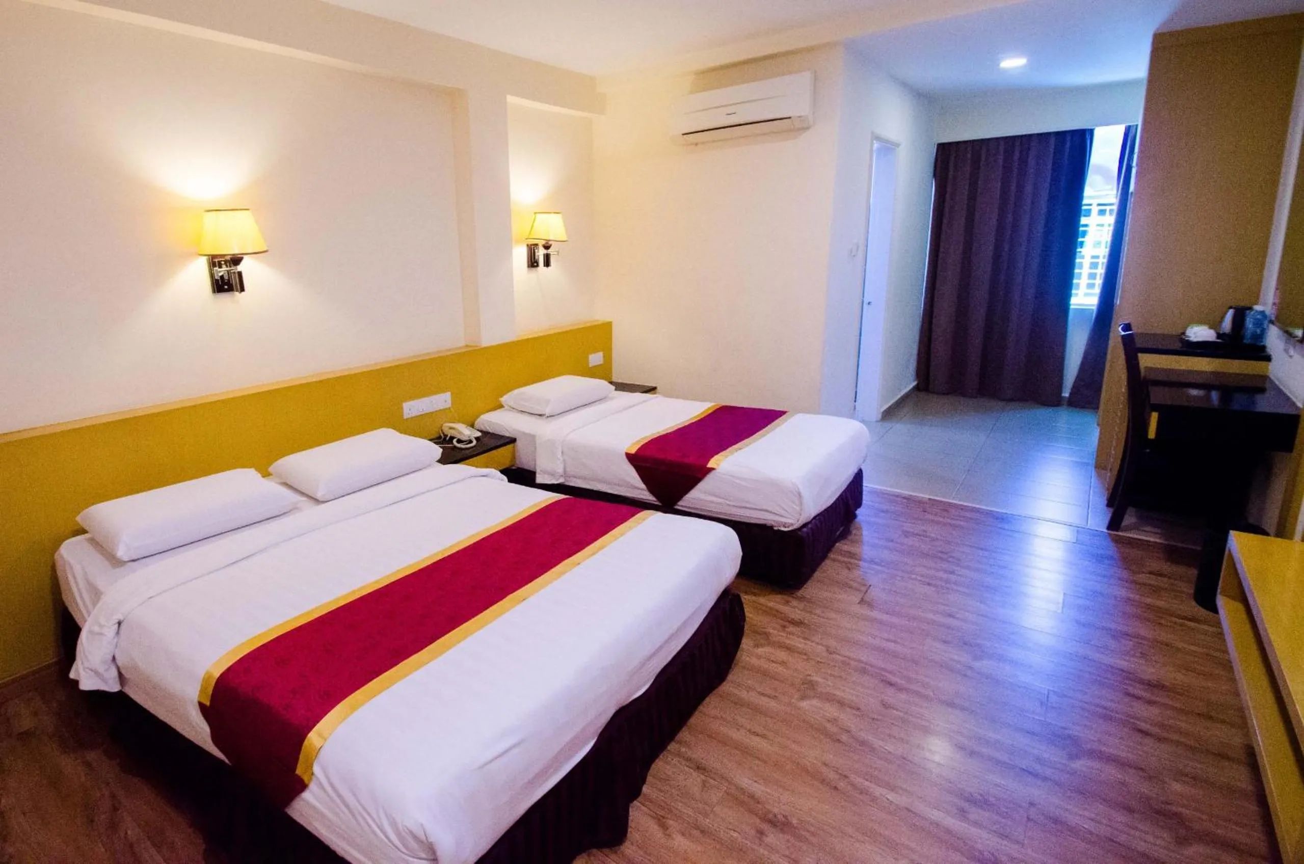 Photo of the whole room, Bed in GRAND EASTERN HOTEL SDN BHD