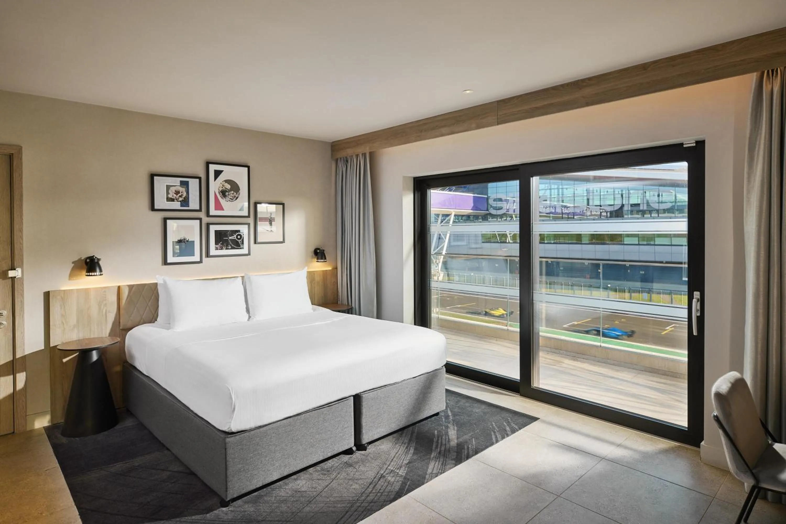 Bed in Hilton Garden Inn Silverstone