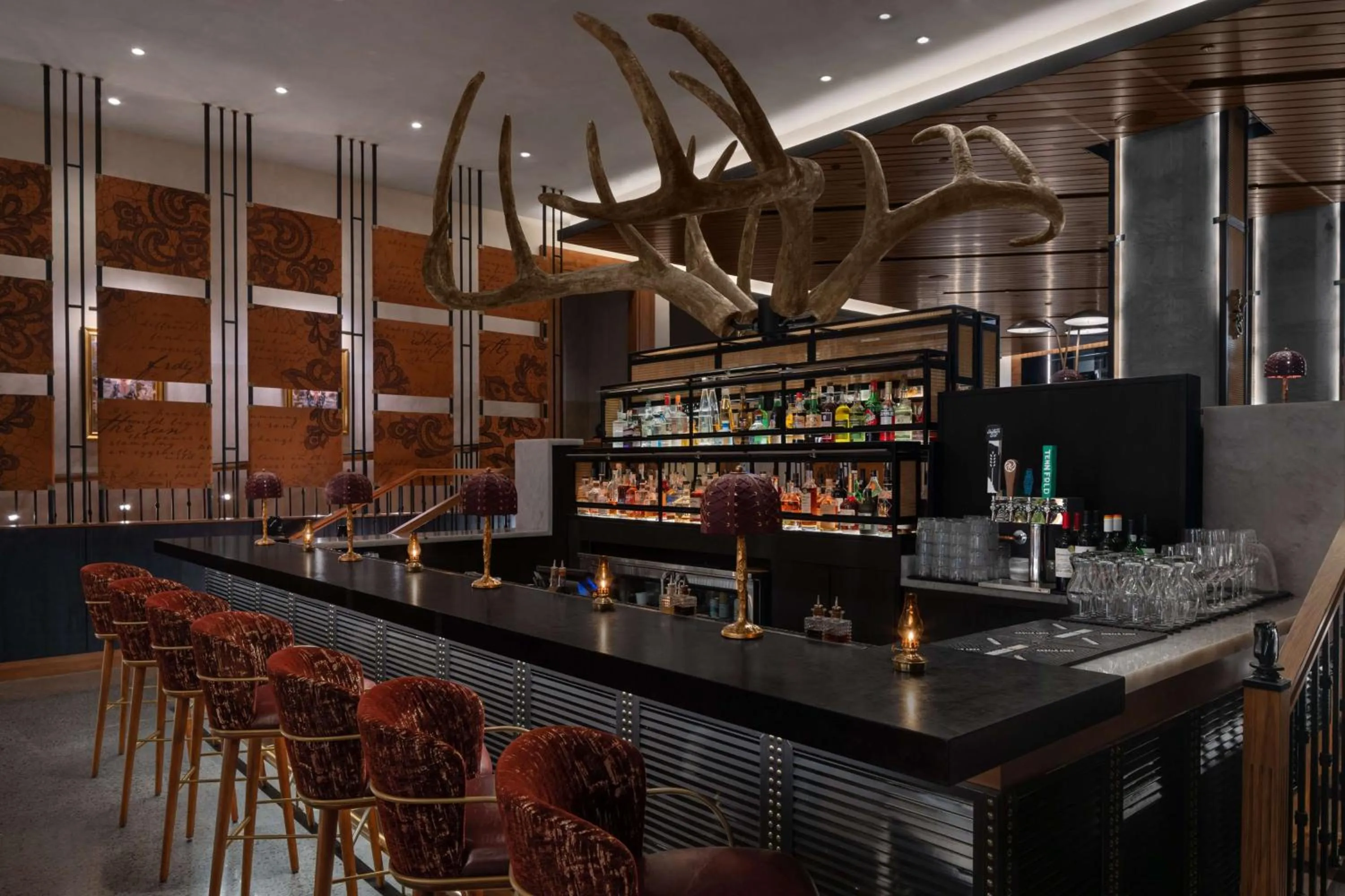 Lounge or bar in Hotel Fraye Nashville, Curio Collection By Hilton