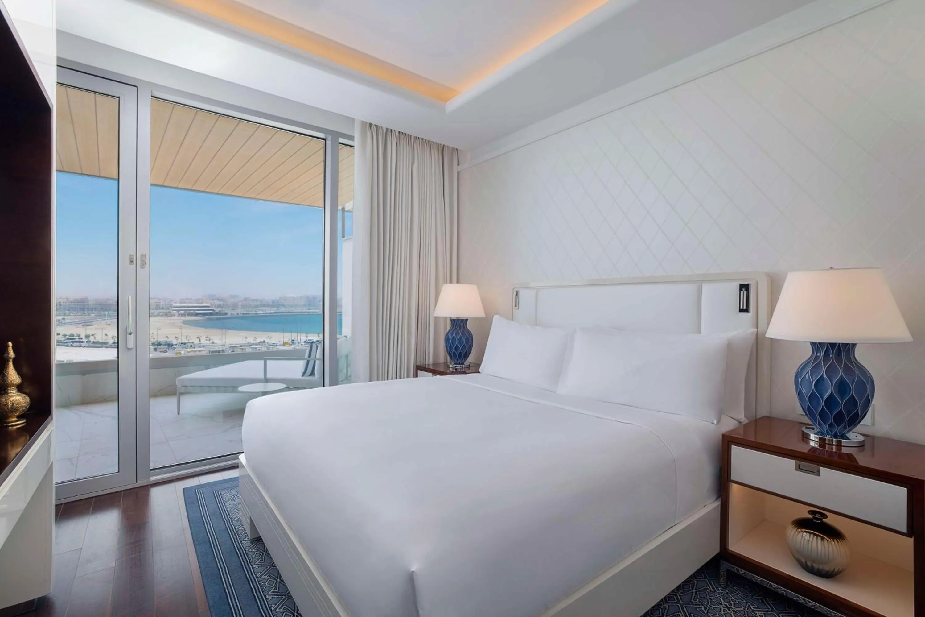 View (from property/room), Bed in Waldorf Astoria Doha Lusail