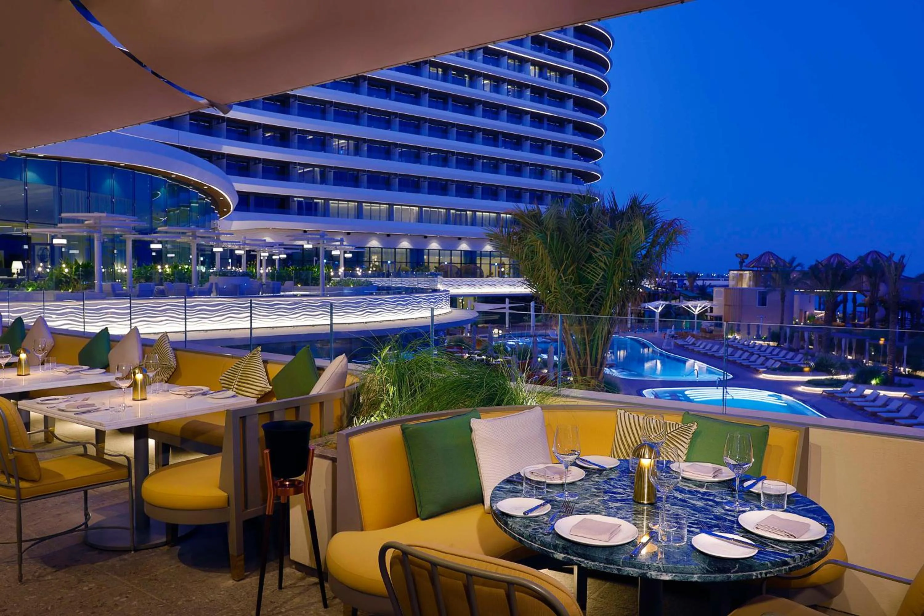 Restaurant/places to eat in Waldorf Astoria Doha Lusail