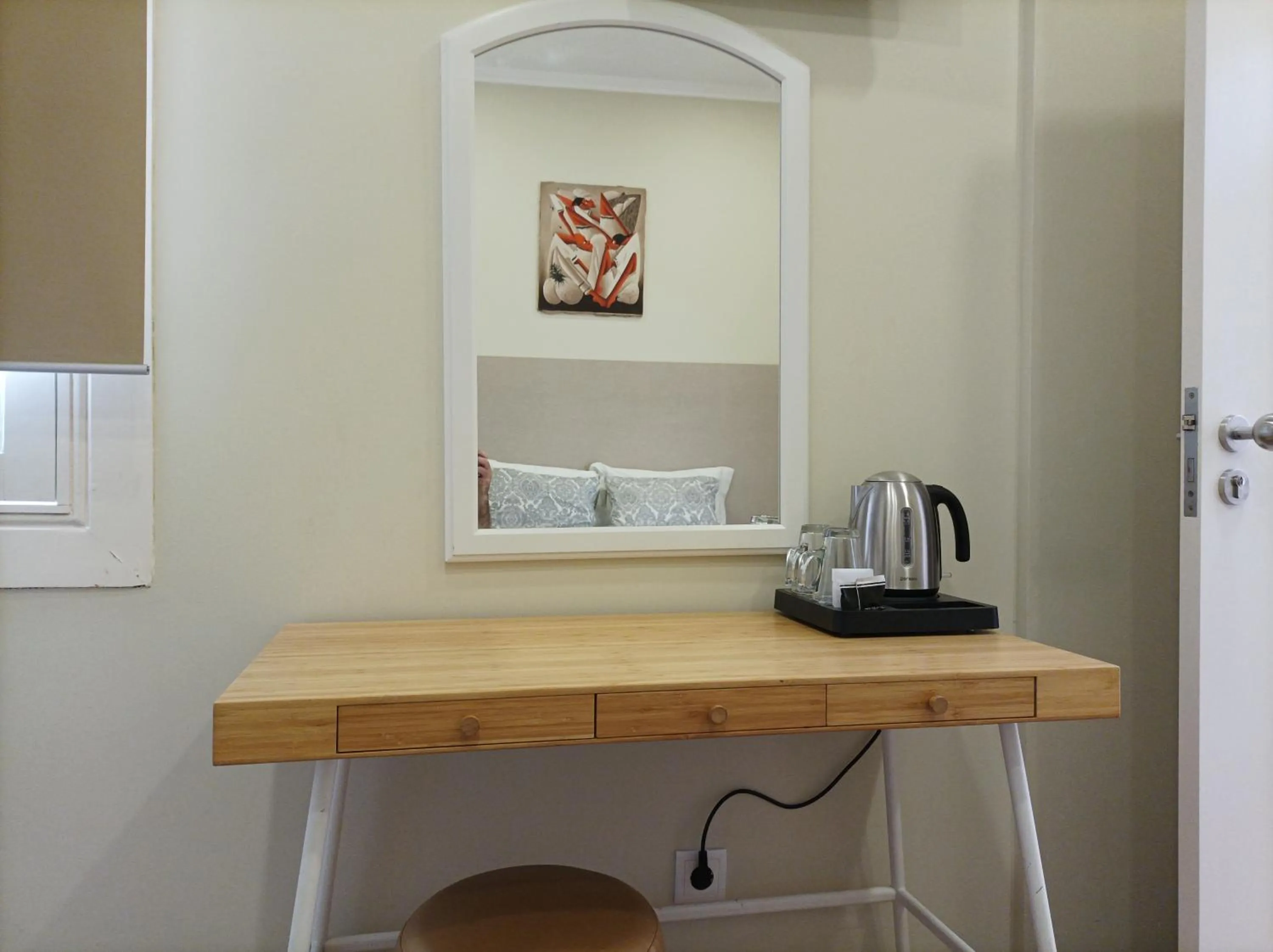 Coffee/tea facilities in HOSPEDARIA LONDRES