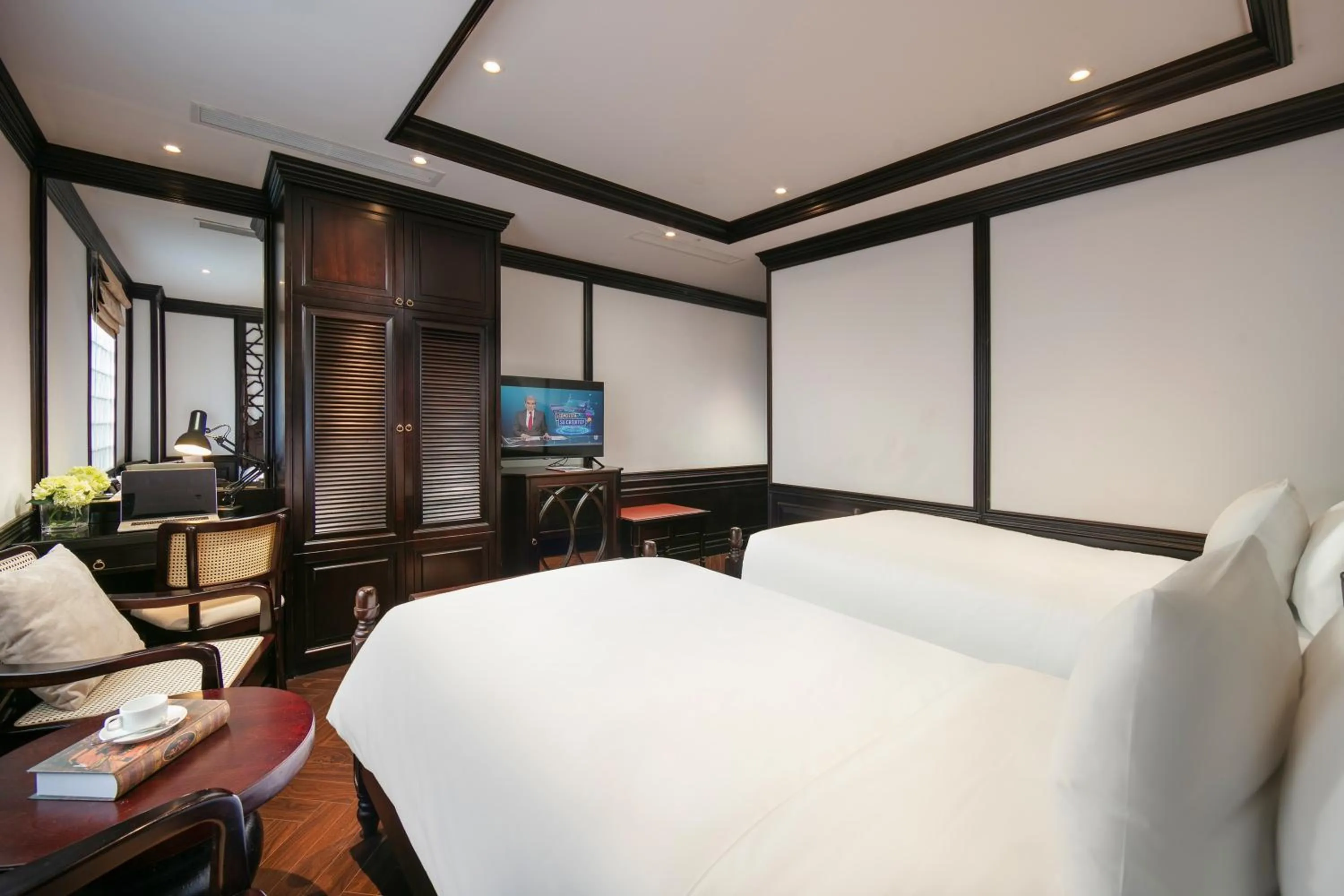 Photo of the whole room, Bed in HOTEL De SOURIANT Premium Hanoi