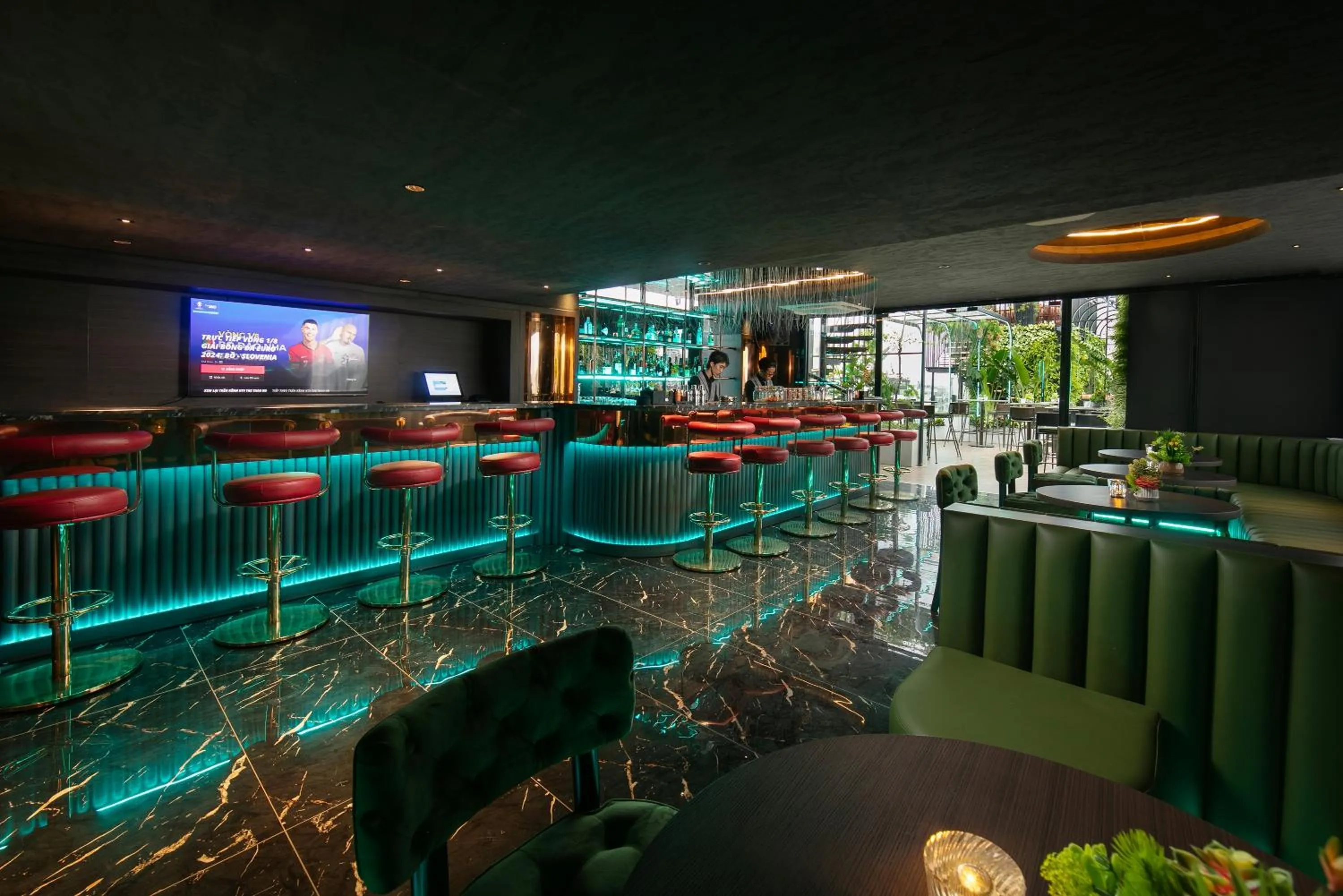 Restaurant/places to eat in HOTEL De SOURIANT Premium Hanoi