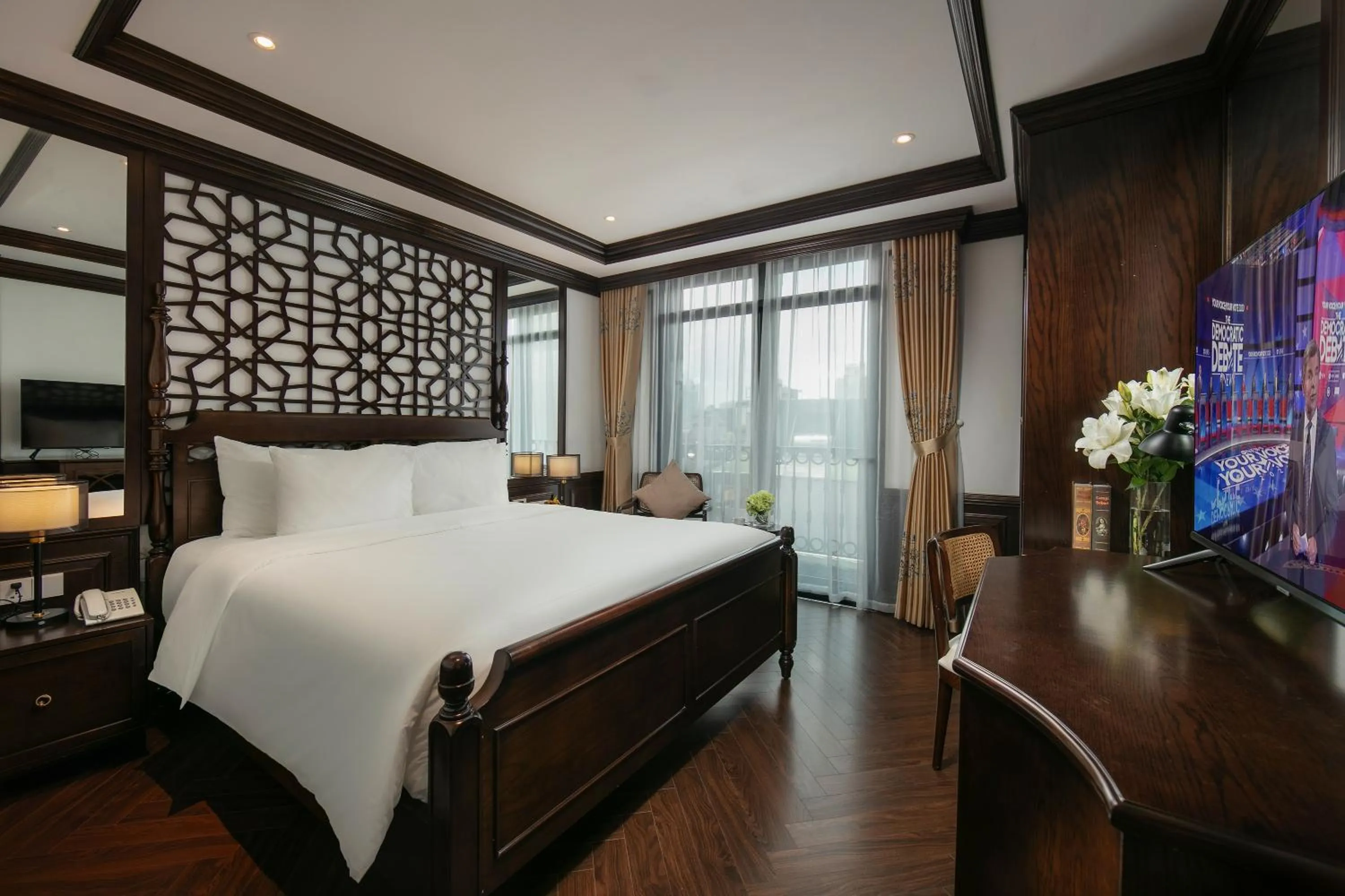 Photo of the whole room, Bed in HOTEL De SOURIANT Premium Hanoi