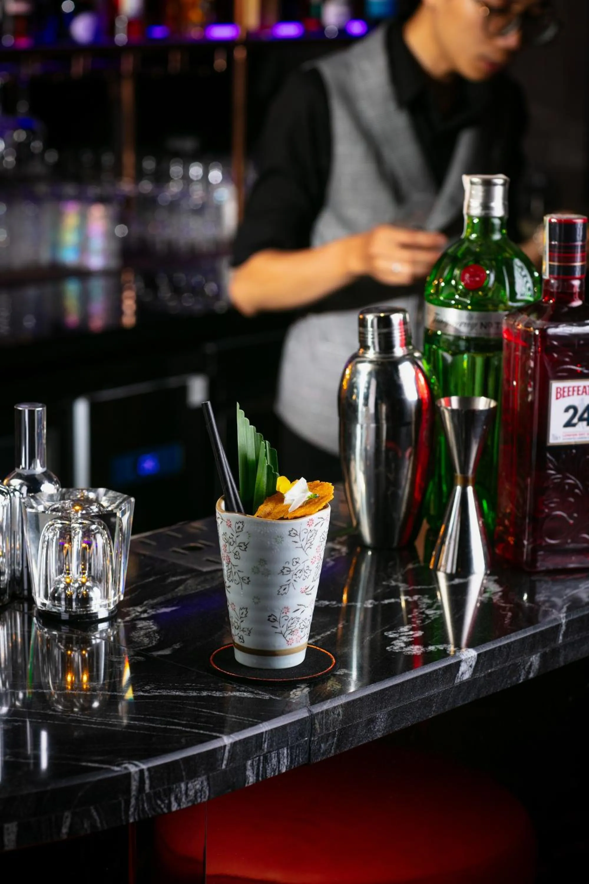 Nightclub / DJ in HOTEL De SOURIANT Premium Hanoi