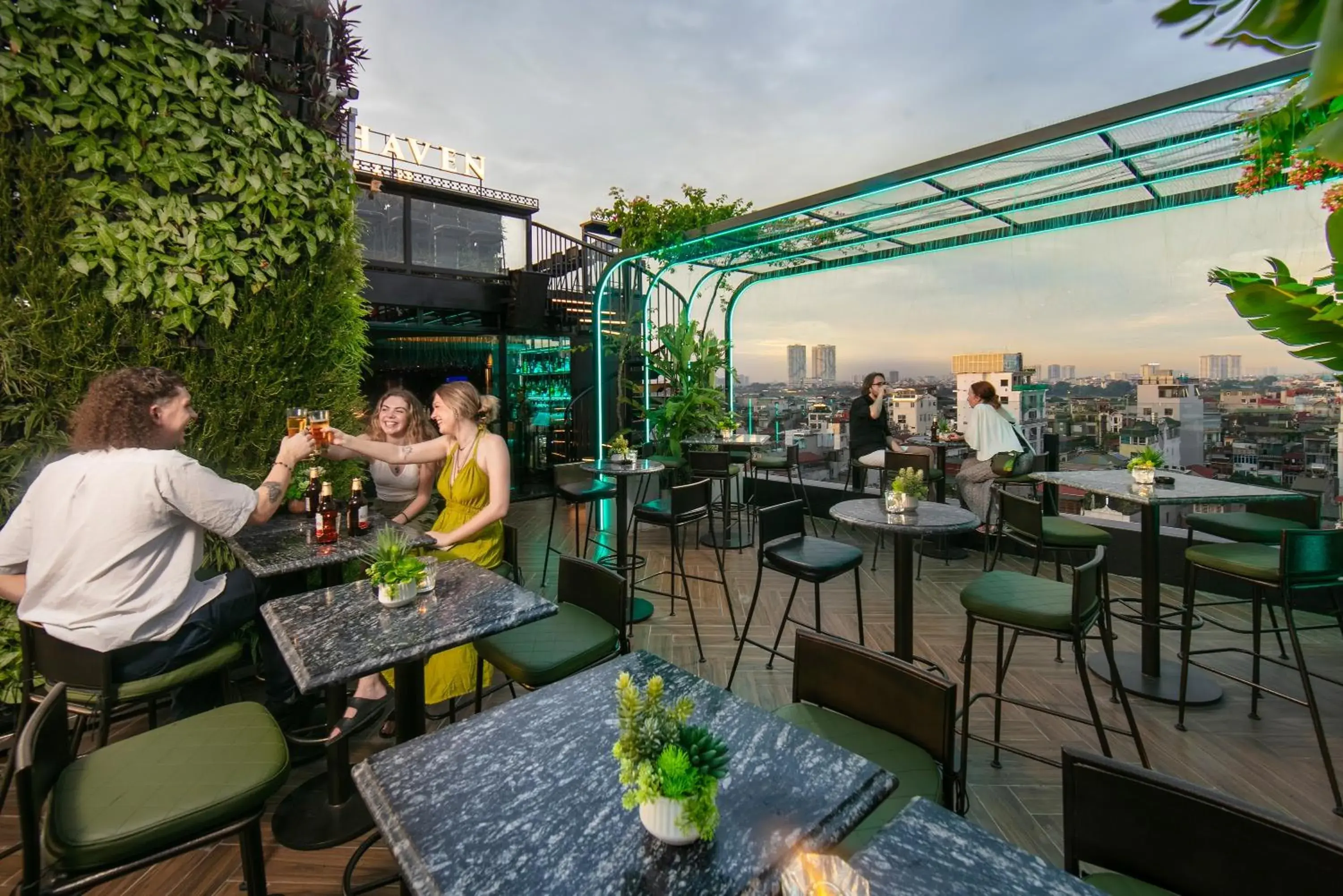 Restaurant/places to eat in HOTEL De SOURIANT Premium Hanoi Restaurant/places to eat in HOTEL De SOURIANT Premium Hanoi