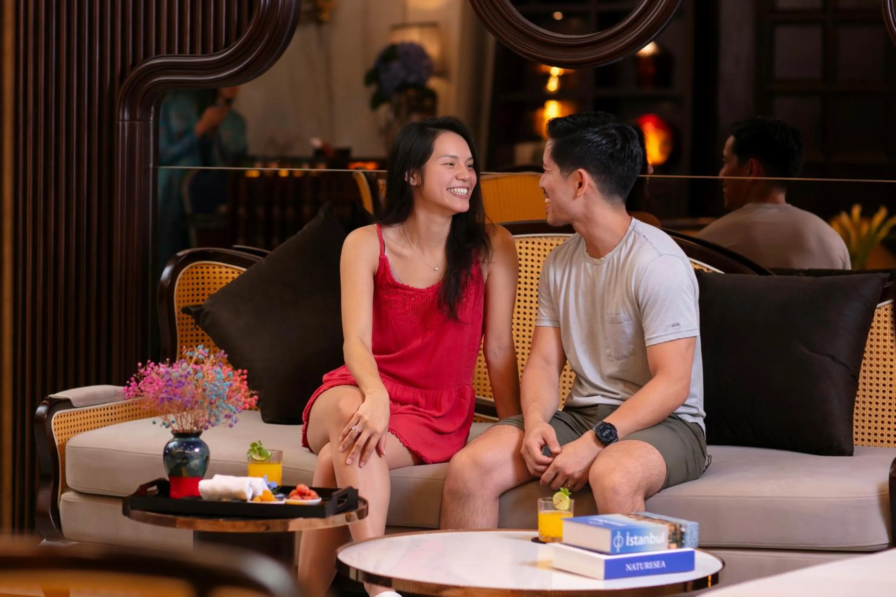 Guests in HOTEL De SOURIANT Premium Hanoi