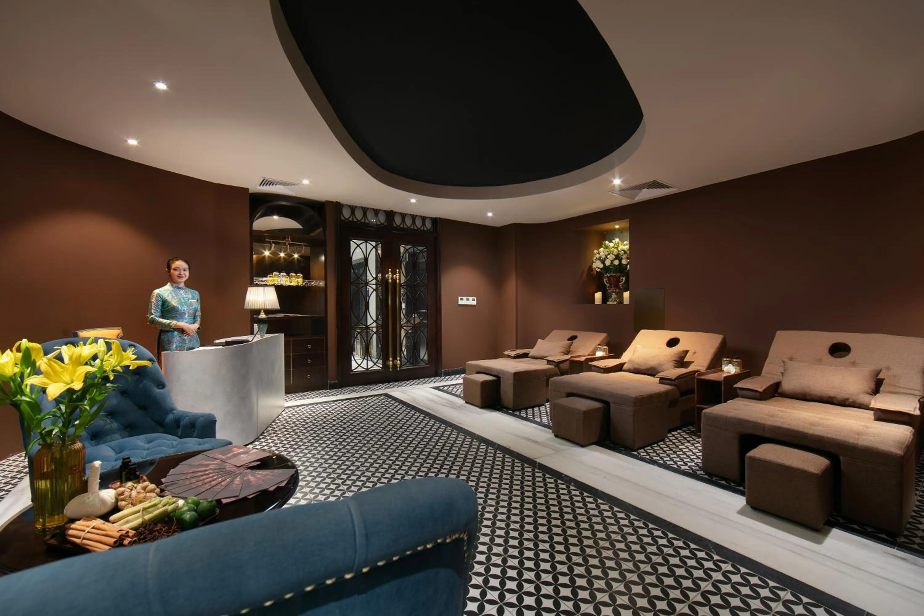 Spa and wellness centre/facilities in HOTEL De SOURIANT Premium Hanoi