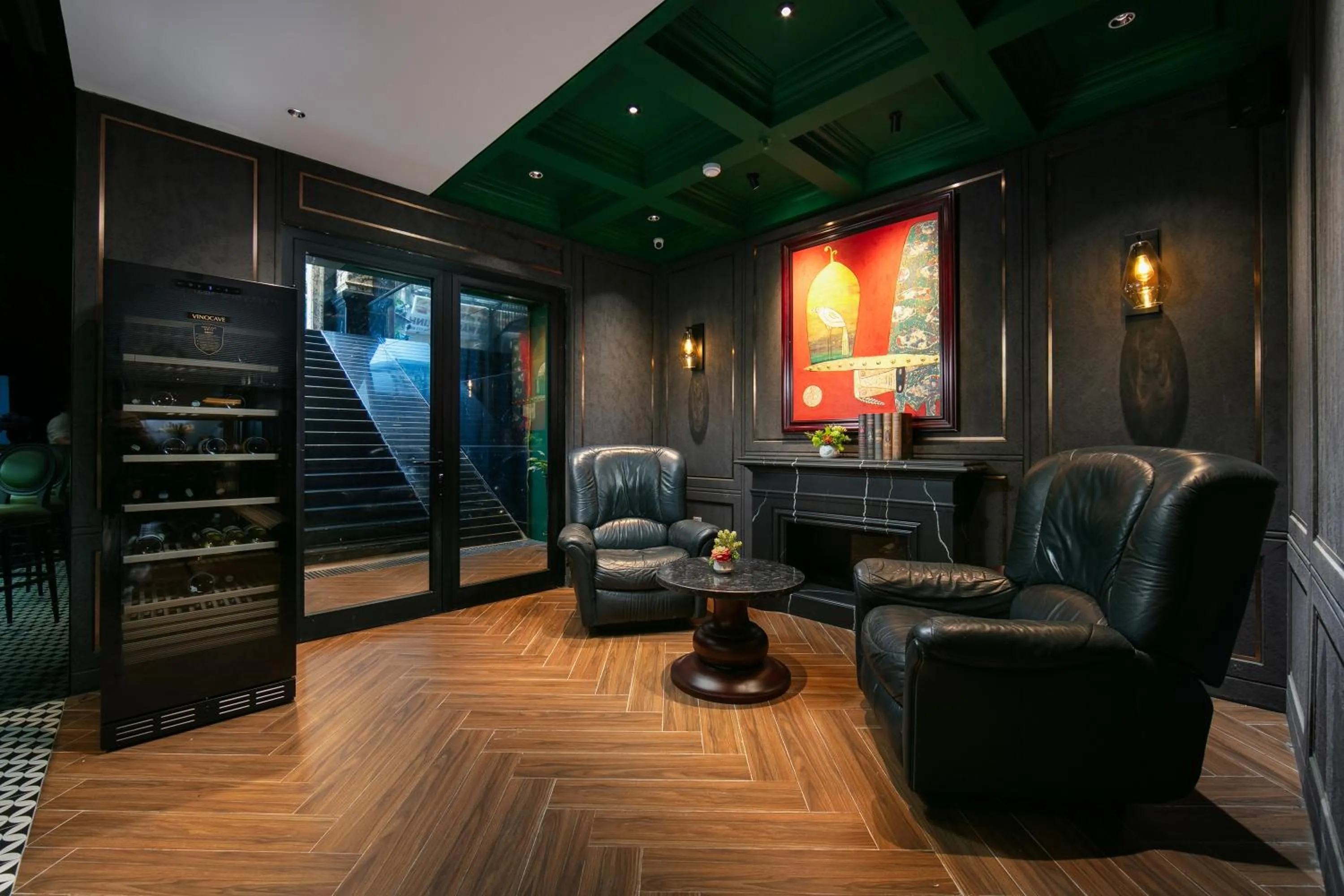 Seating area in HOTEL De SOURIANT Premium Hanoi