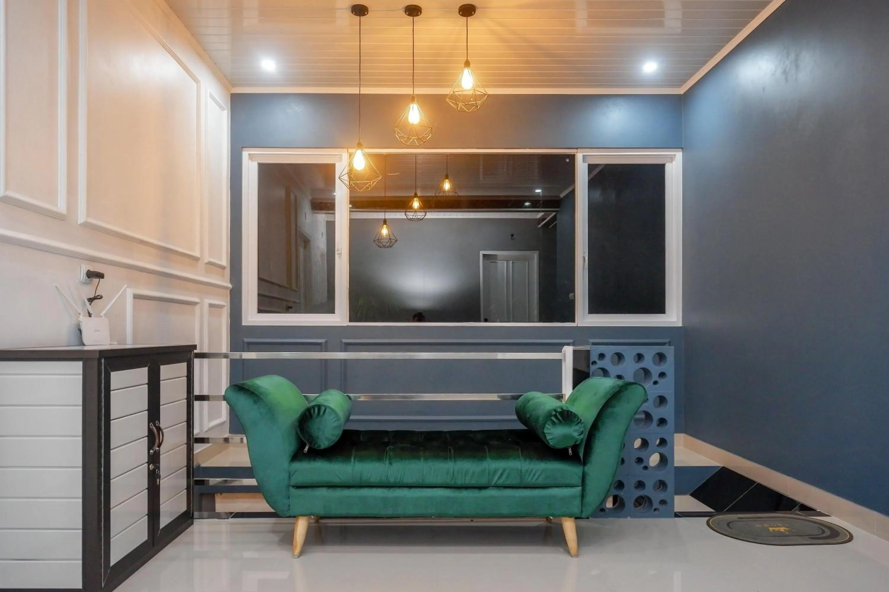 Lobby or reception in Urbanview Hotel Umbrella Dieng by RedDoorz