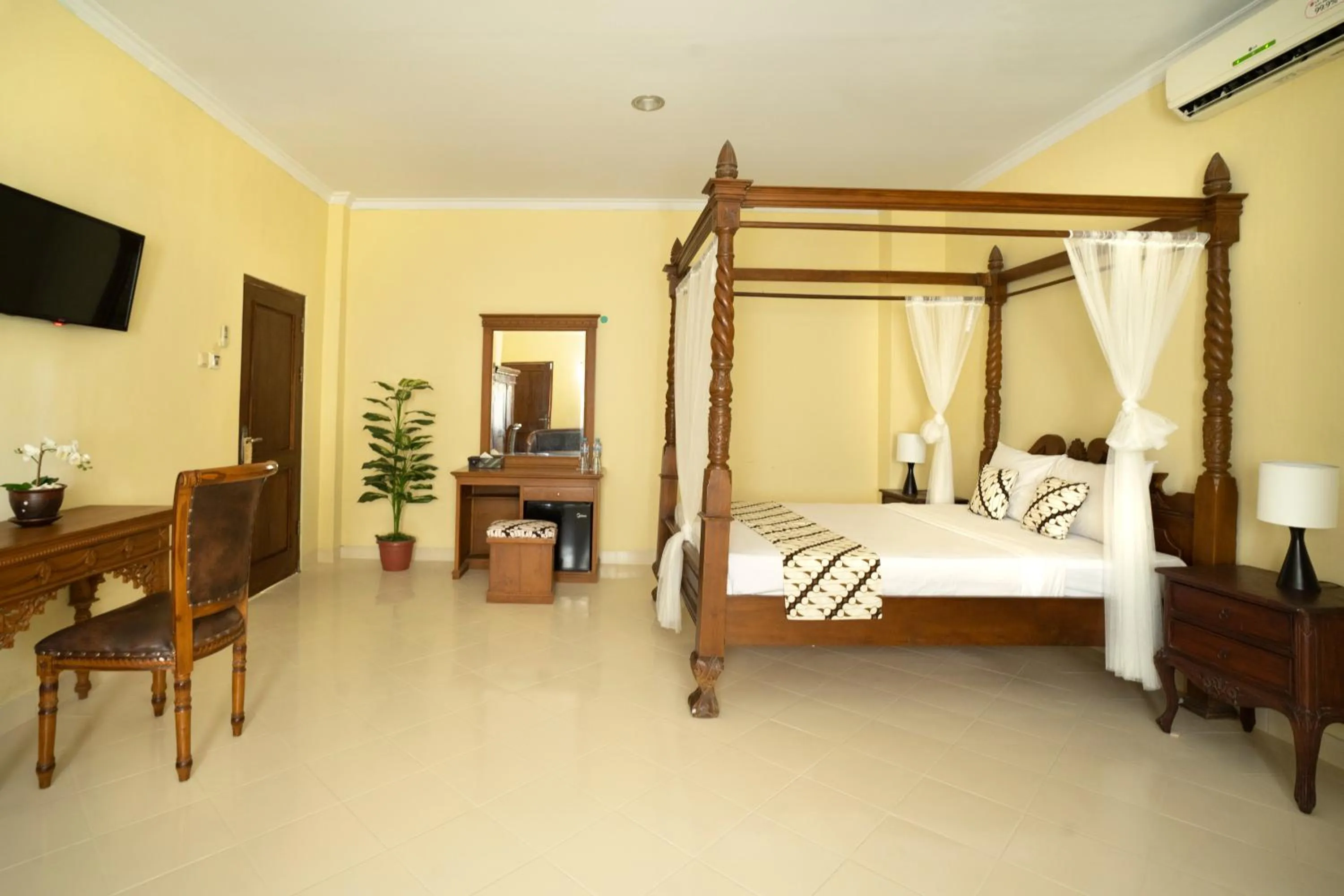 Bed in Diana Hotel Jogja