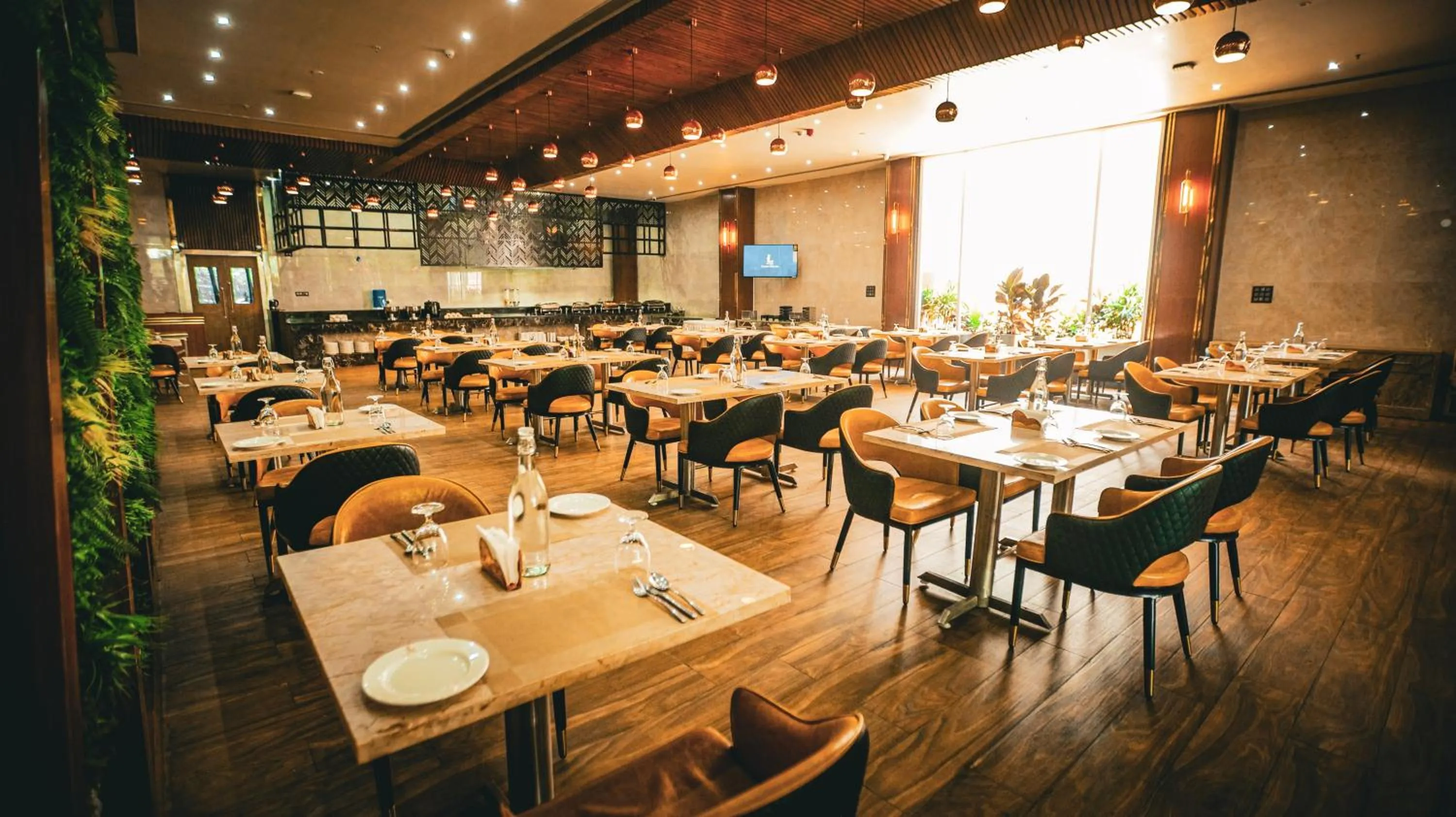 Restaurant/places to eat in Leroy Grand - Yeshwanthpur