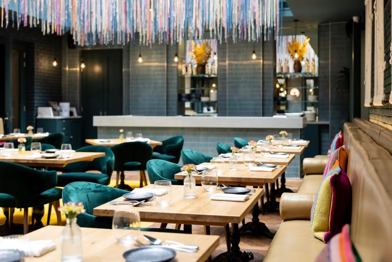 Restaurant/places to eat in Sun Street Hotel Shoreditch