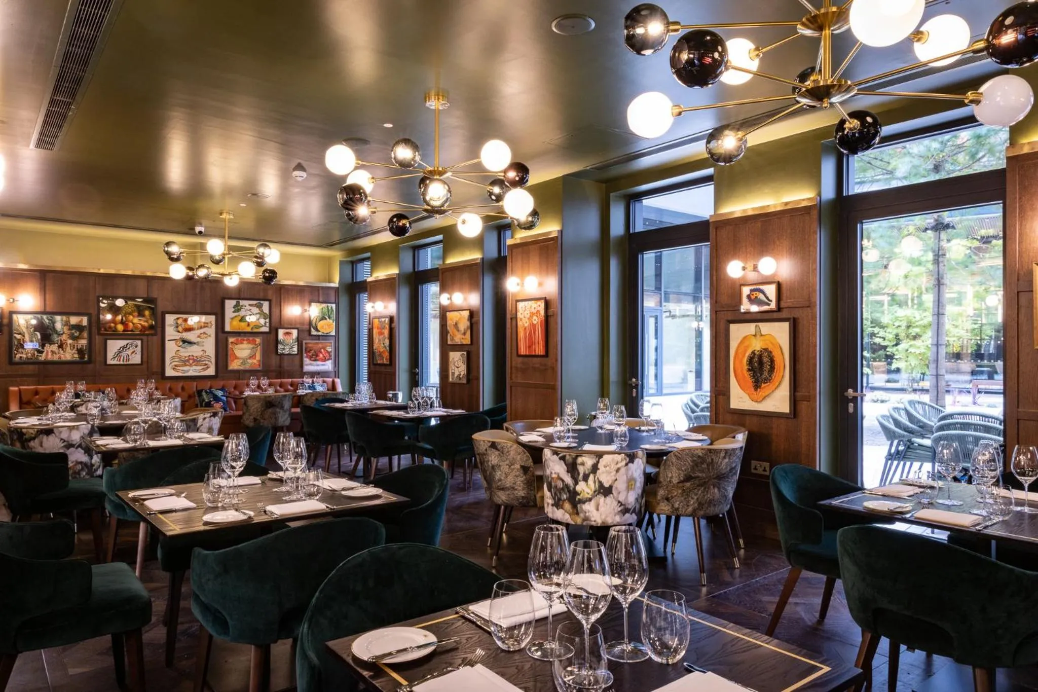 Restaurant/places to eat in Sun Street Hotel Shoreditch