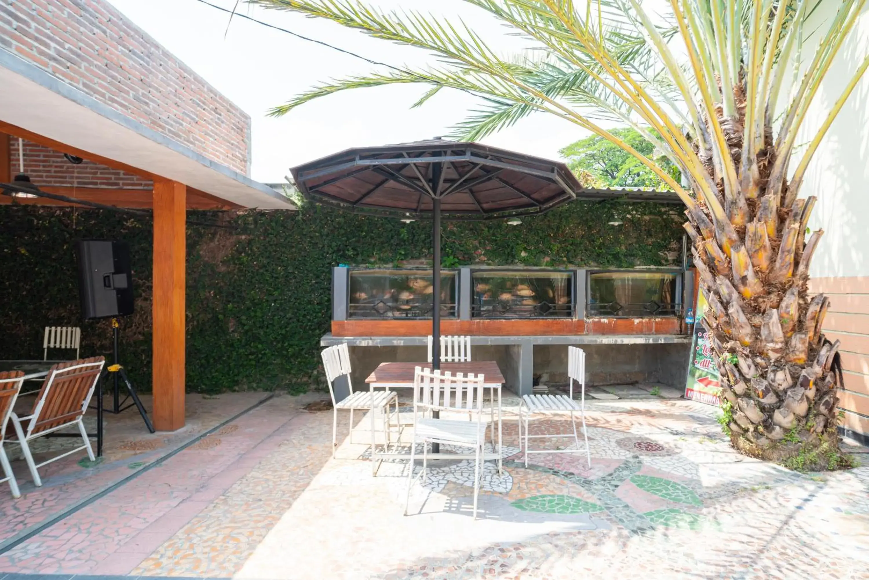 Restaurant/places to eat in RedDoorz @ Panglima Sudirman Madiun Restaurant/places to eat in RedDoorz @ Panglima Sudirman Madiun