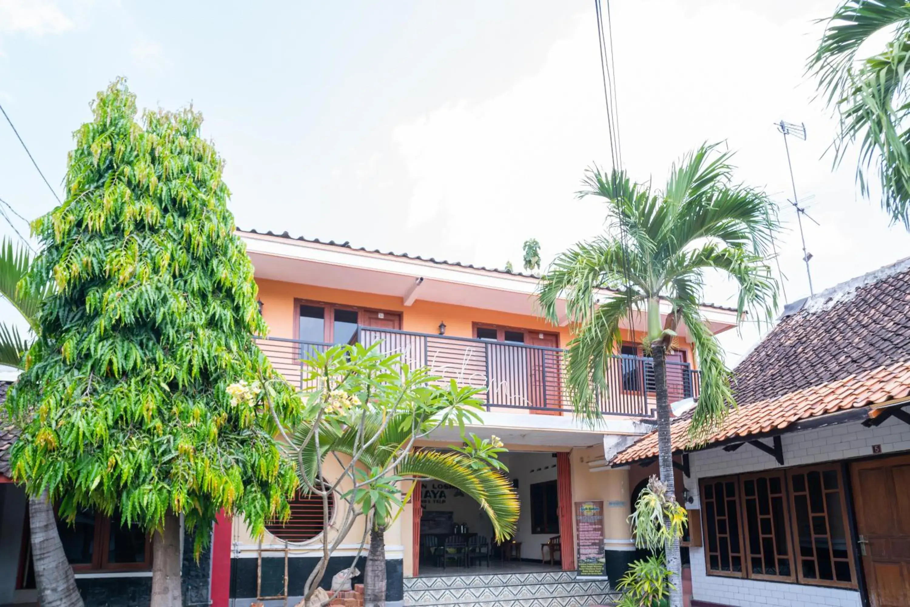 Property building in RedDoorz @ Panglima Sudirman Madiun Property building in RedDoorz @ Panglima Sudirman Madiun