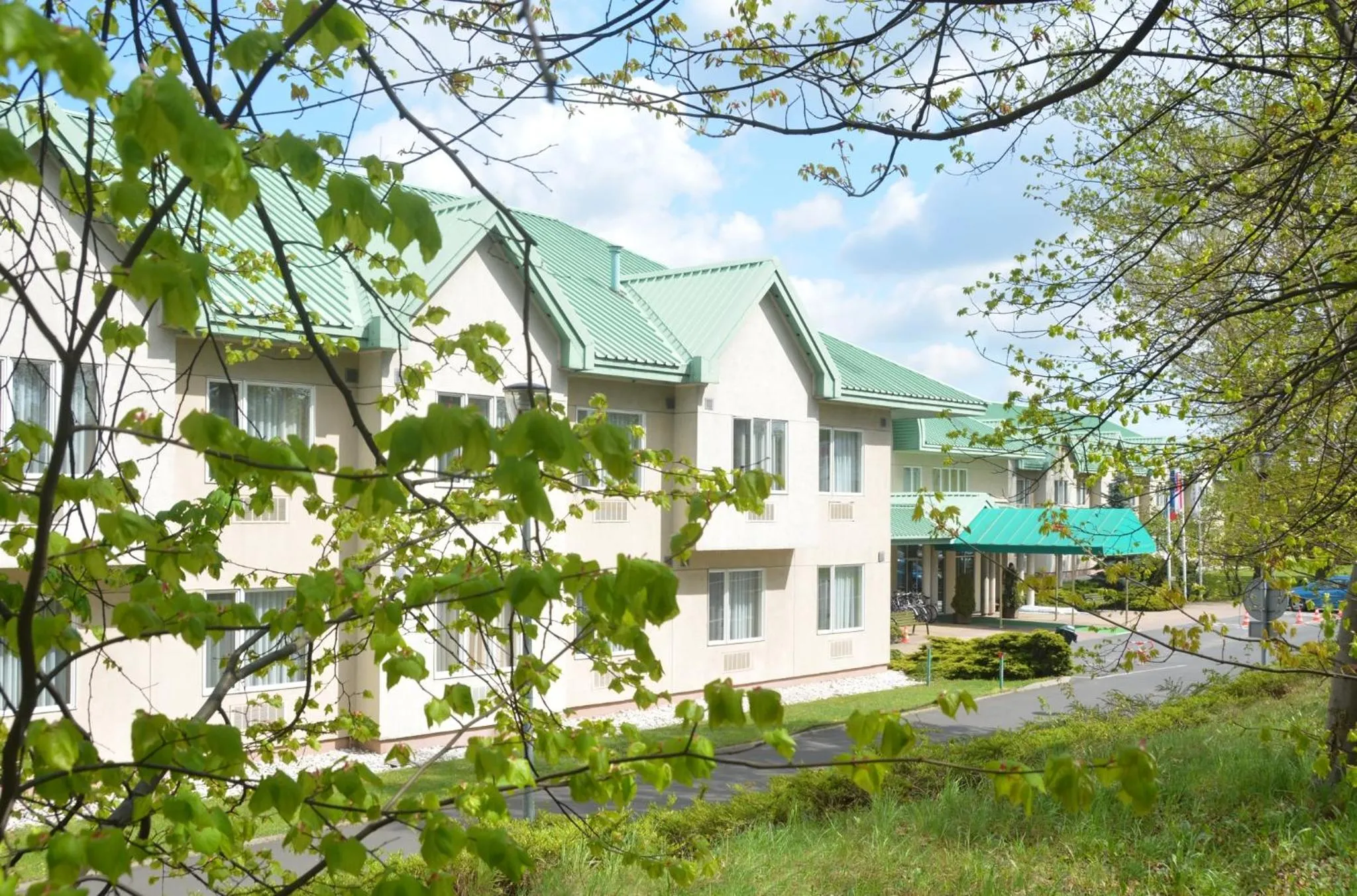 Property building in Hotel HP Park Poznań Malta