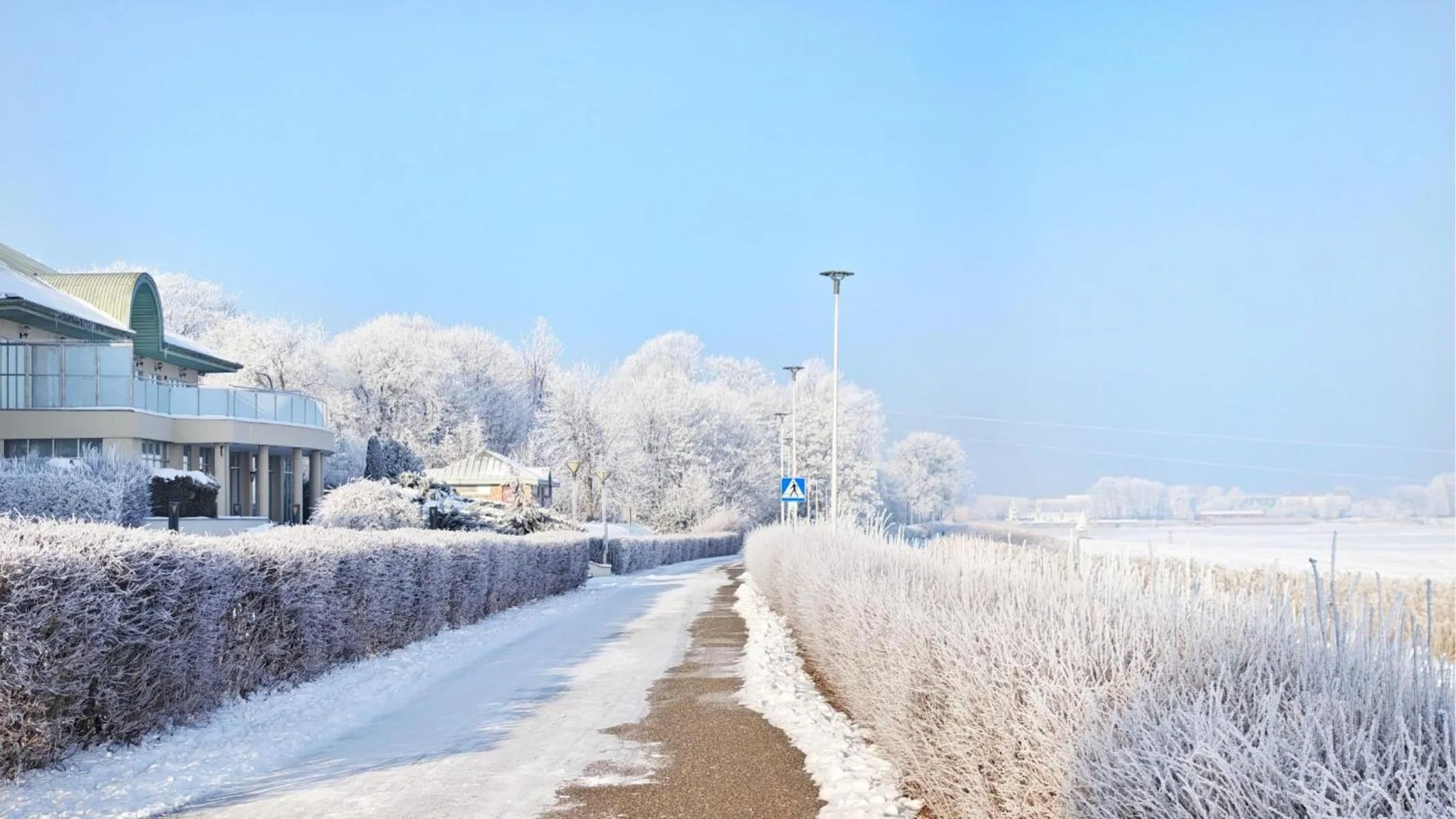Garden view in Hotel HP Park Poznań Malta