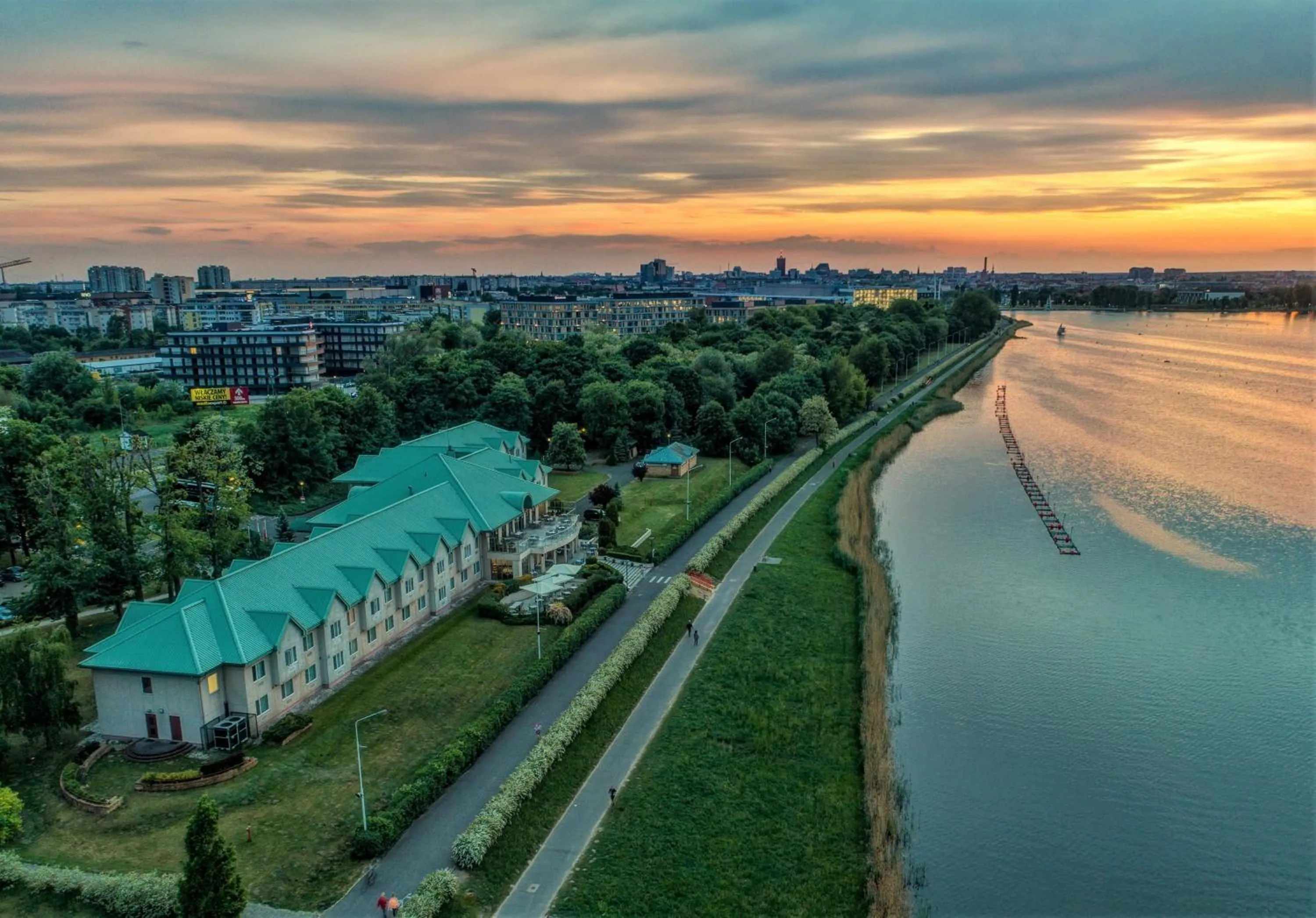 Bird's eye view in Hotel HP Park Poznań Malta