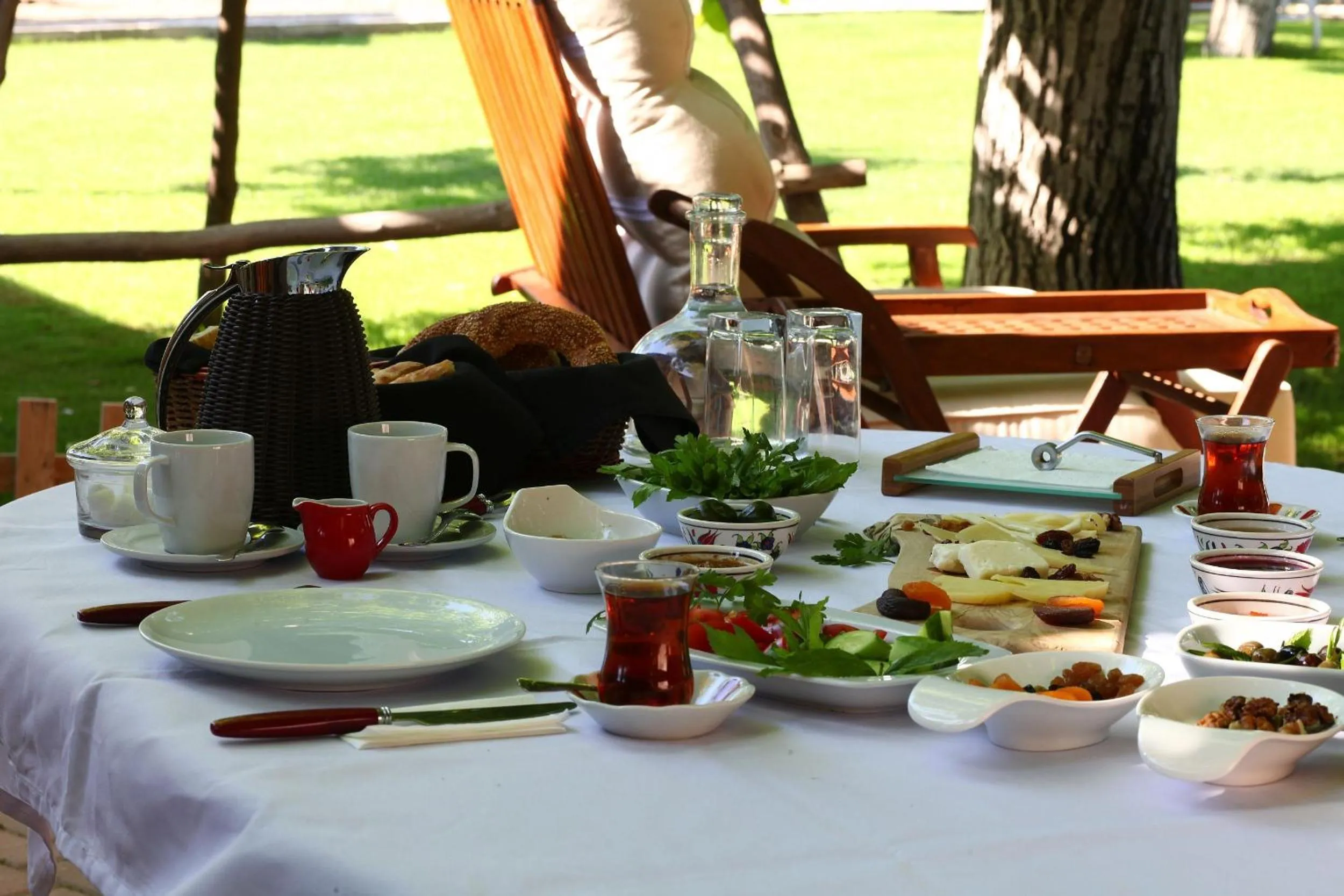 Breakfast in Ephesus Lodge