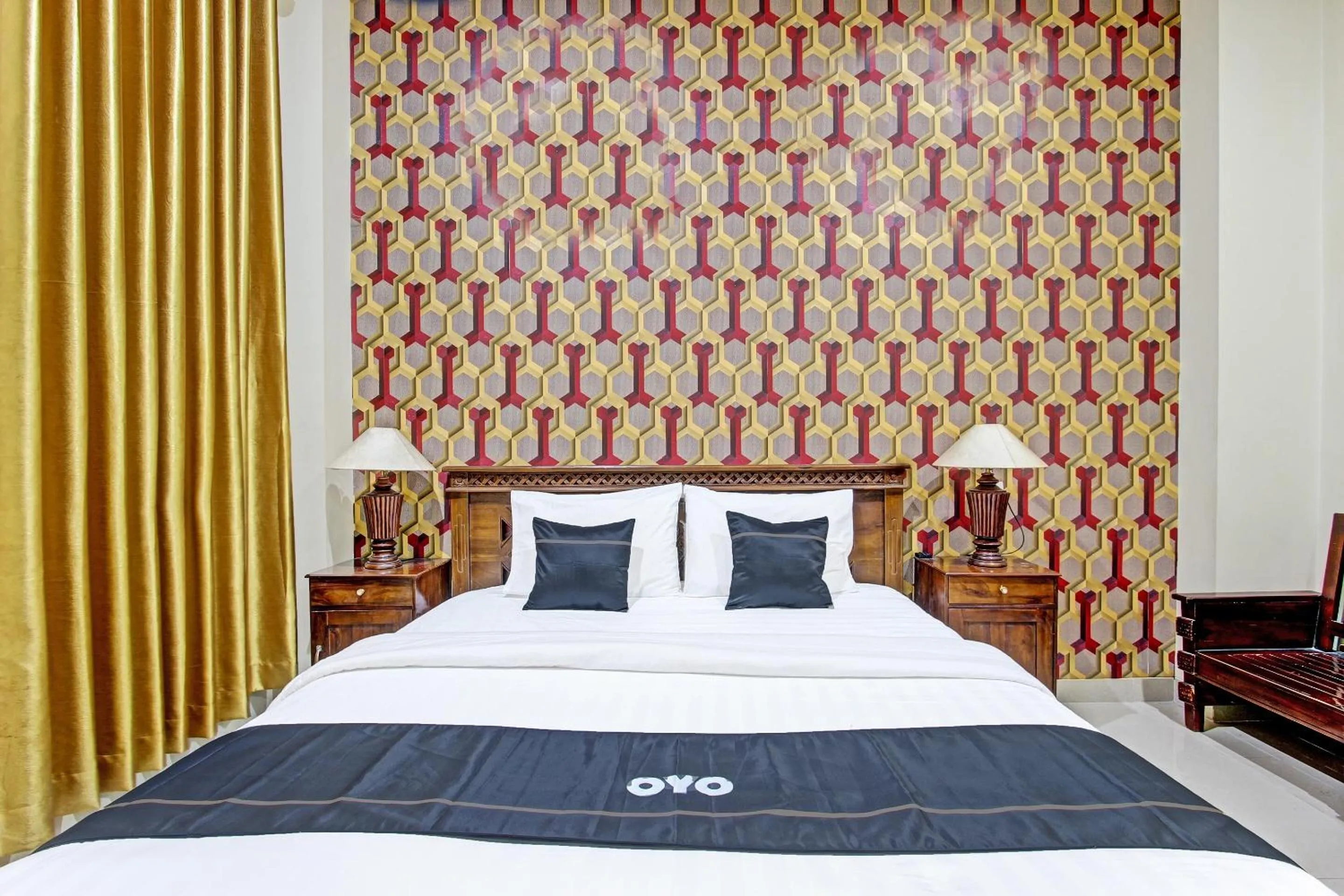 Bedroom in Collection O 91481 Mahkota Hotel Purwodadi