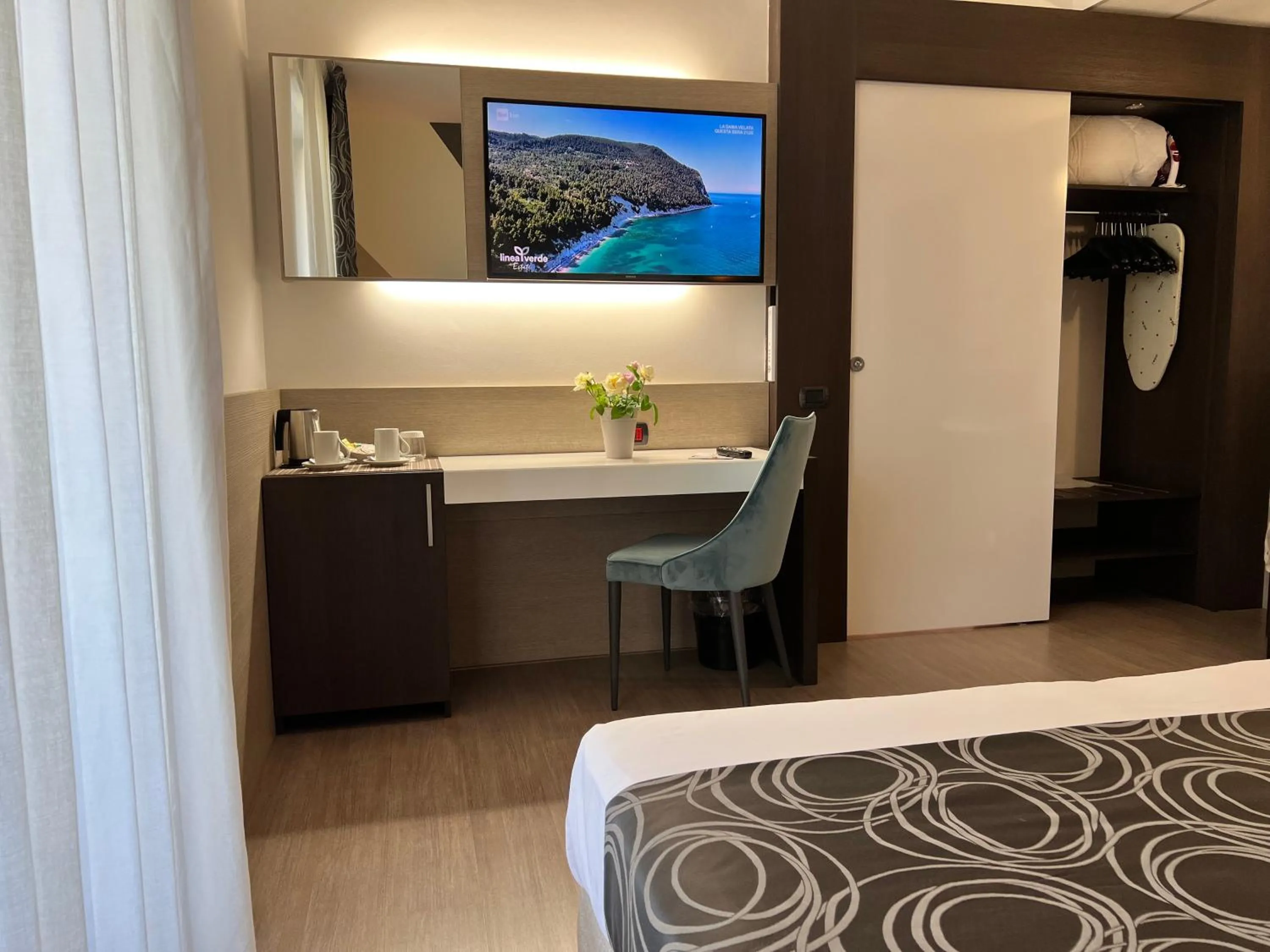 Bed in Hotel Gardenia