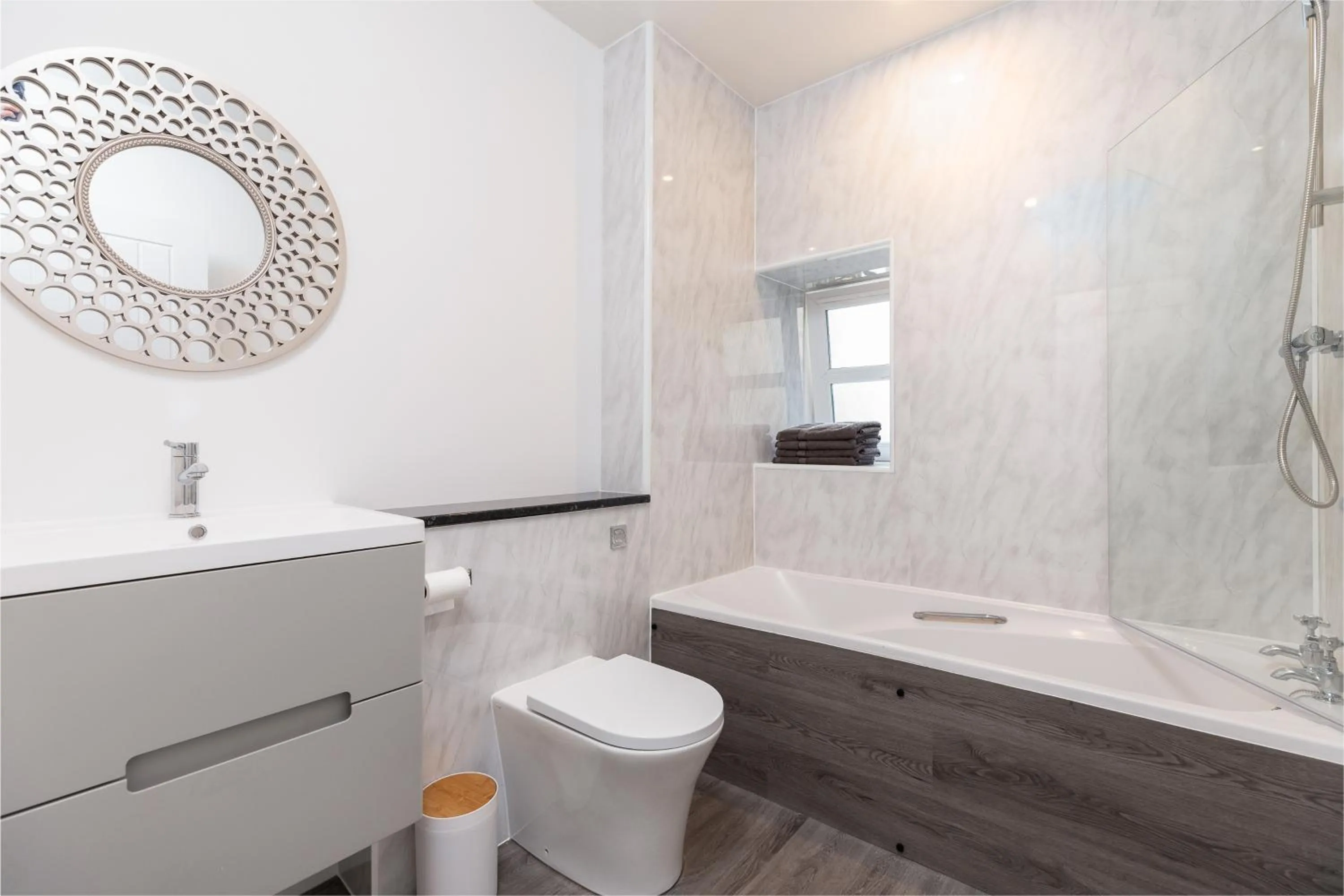 City centre 2 bedroom flat