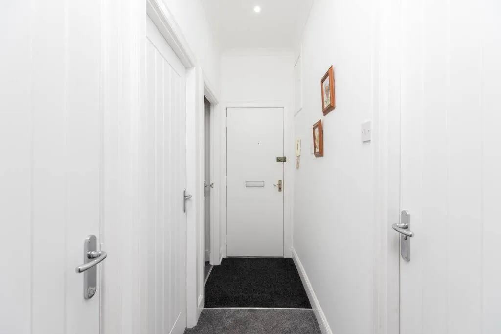 City centre 2 bedroom flat