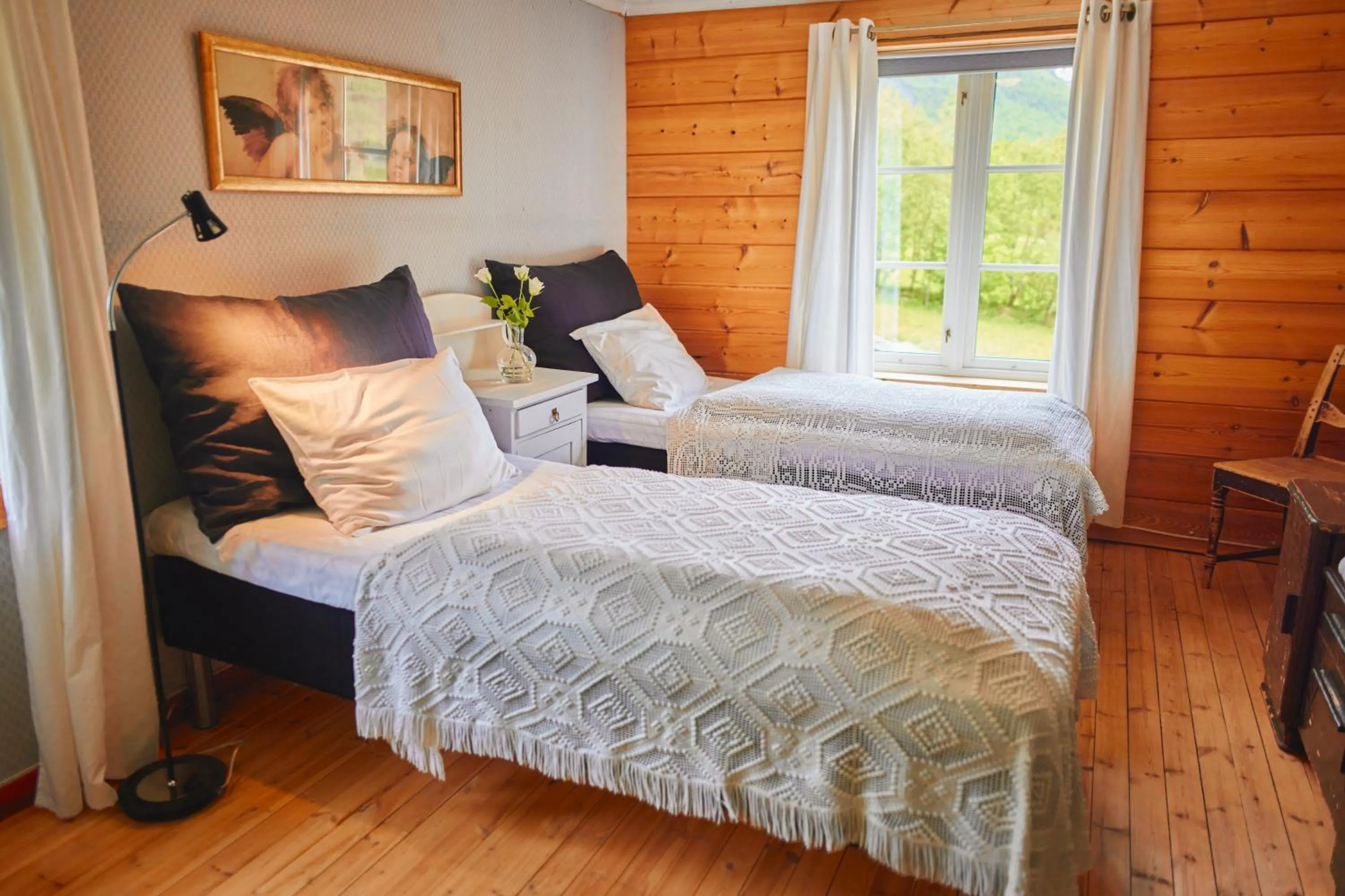 Bedroom, Bed in Overvoll Farm