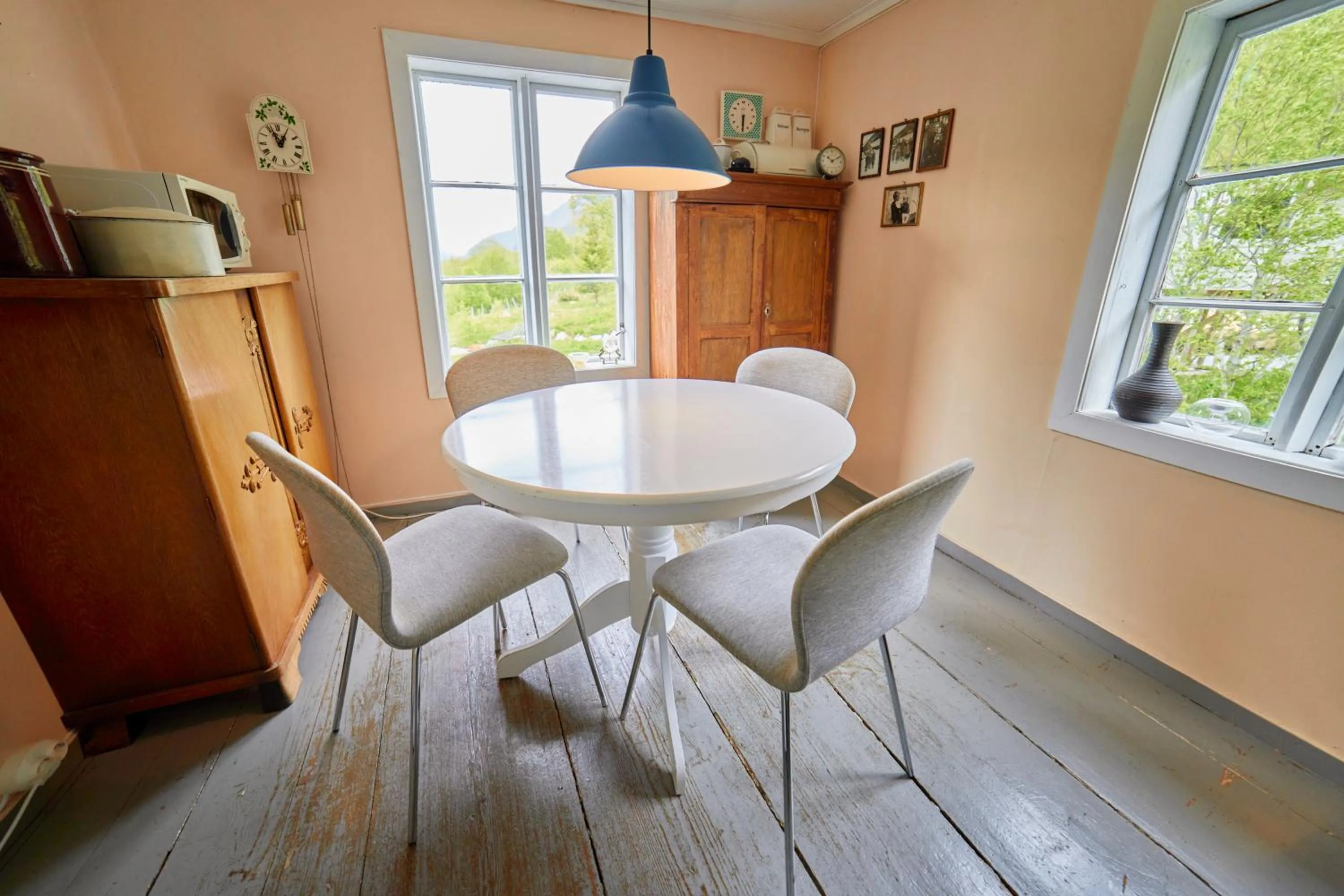 Communal kitchen in Overvoll Farm
