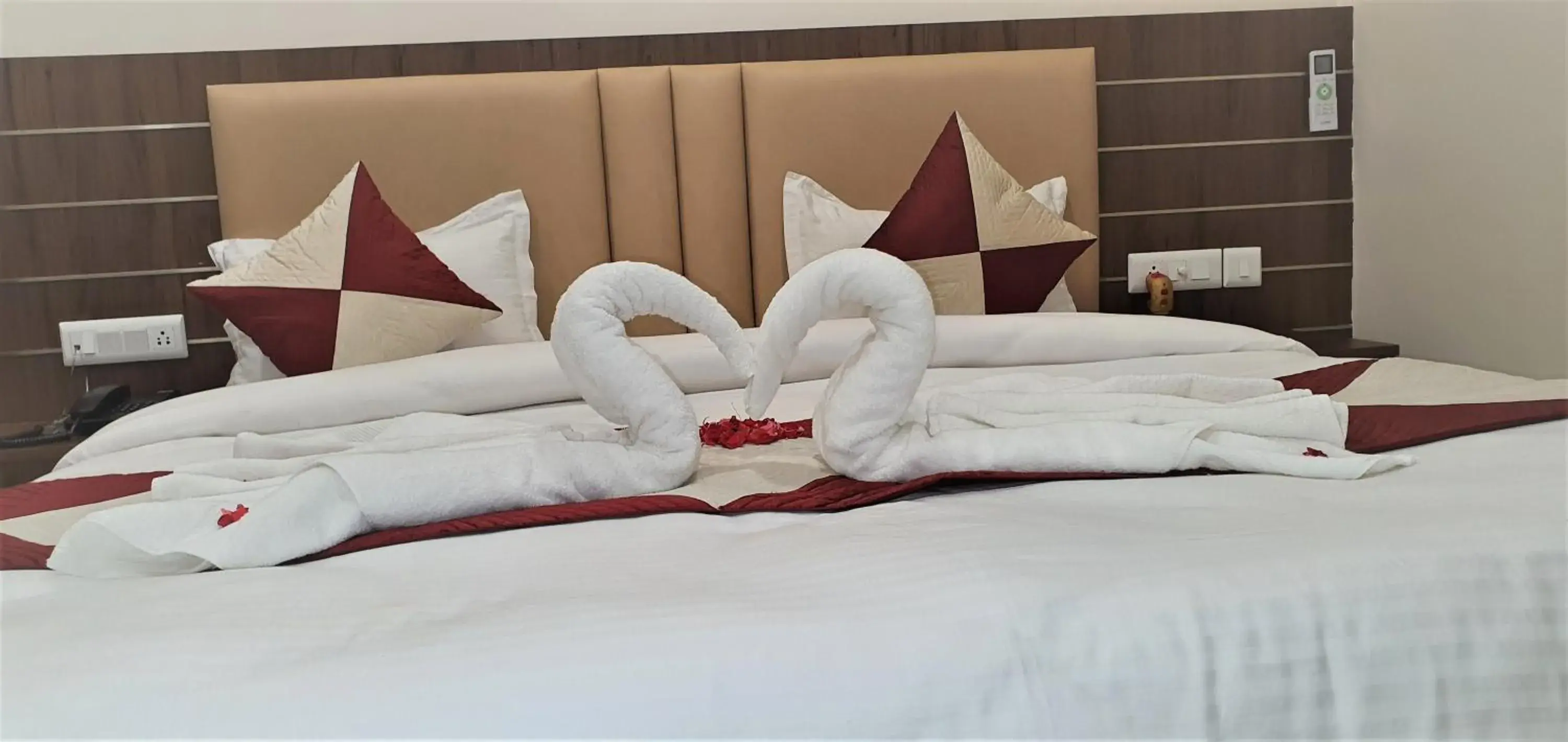 View (from property/room), Bed in Hotel MK Grand View (from property/room), Bed in Hotel MK Grand