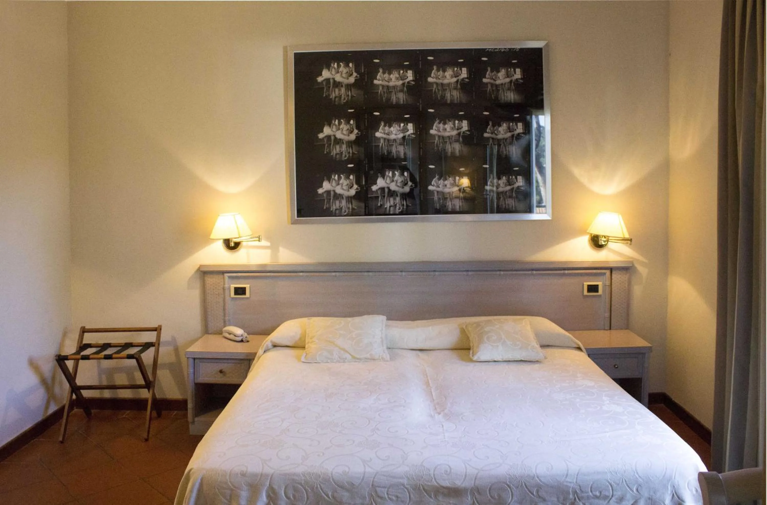 Bed in Hotel Mignon