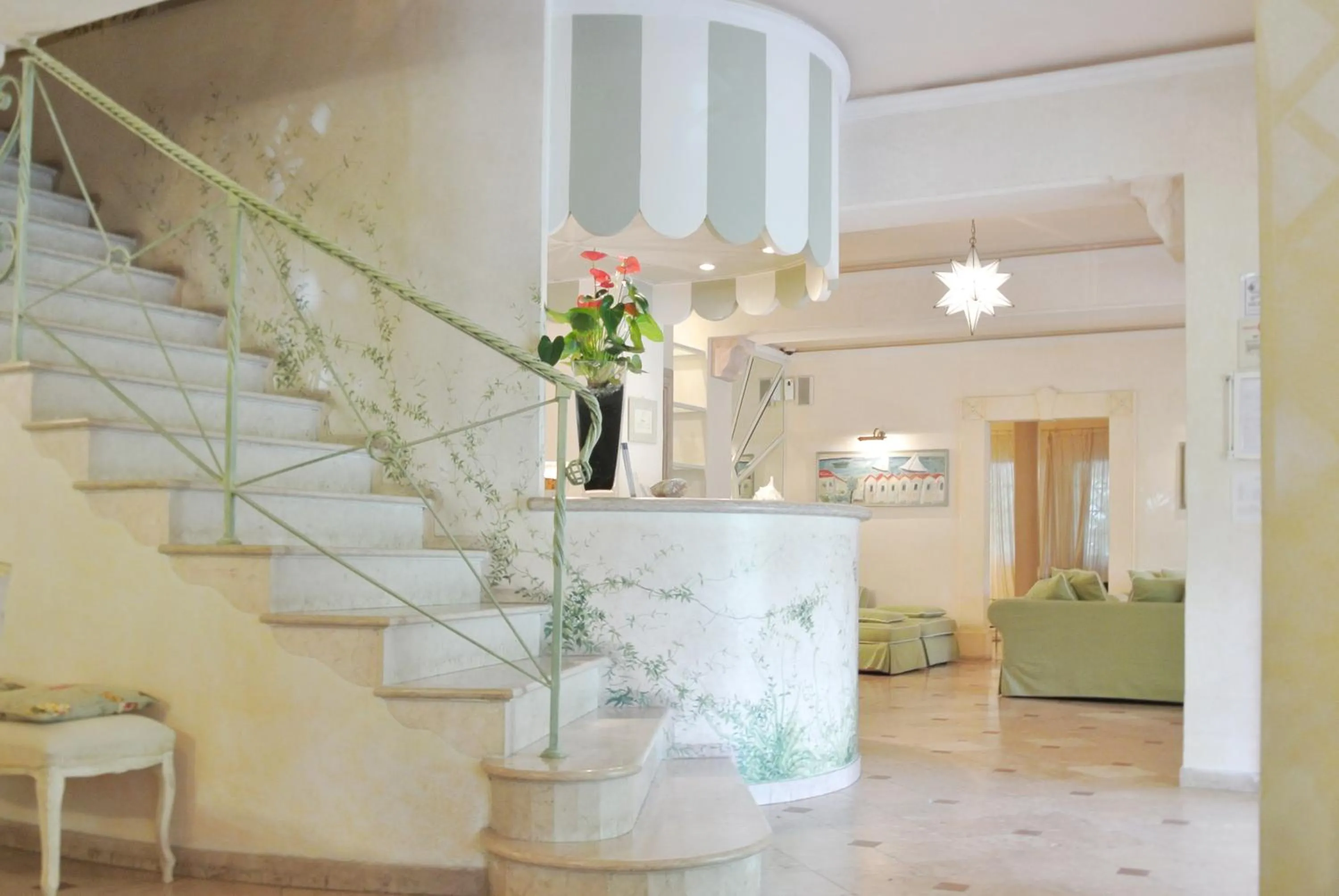 Lobby or reception in Hotel Mignon