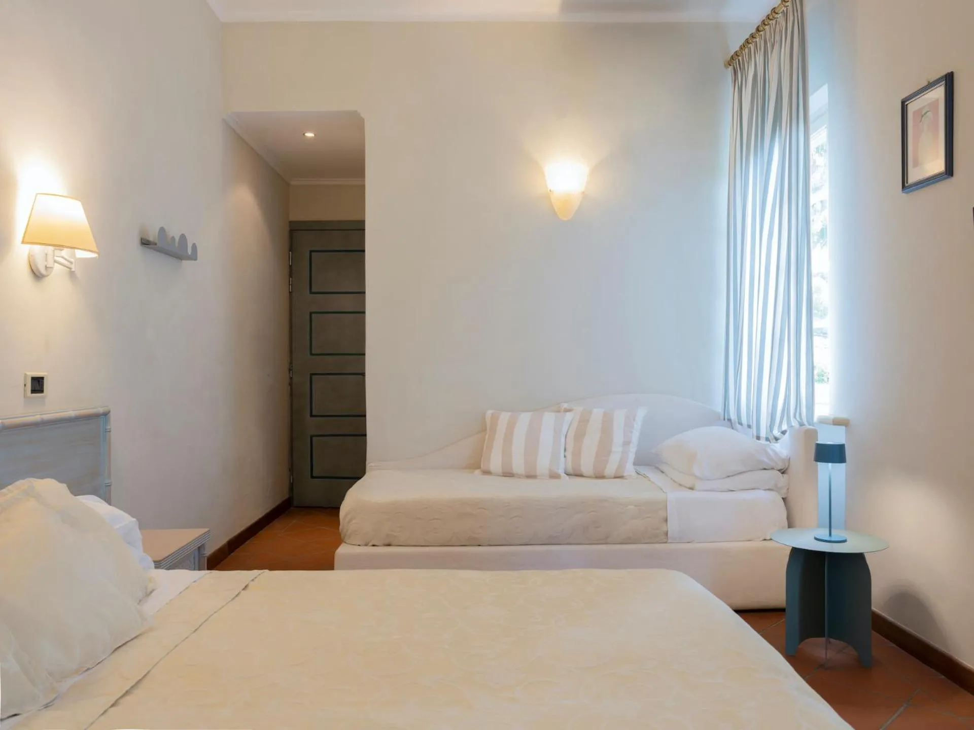 Bed in Hotel Mignon