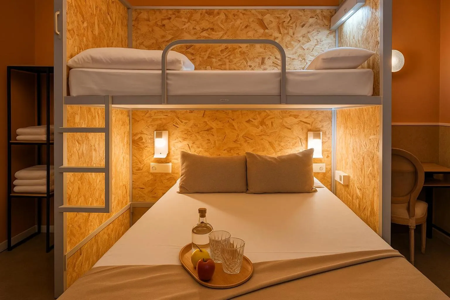 Photo of the whole room, Bed in The Loft House Barcelona