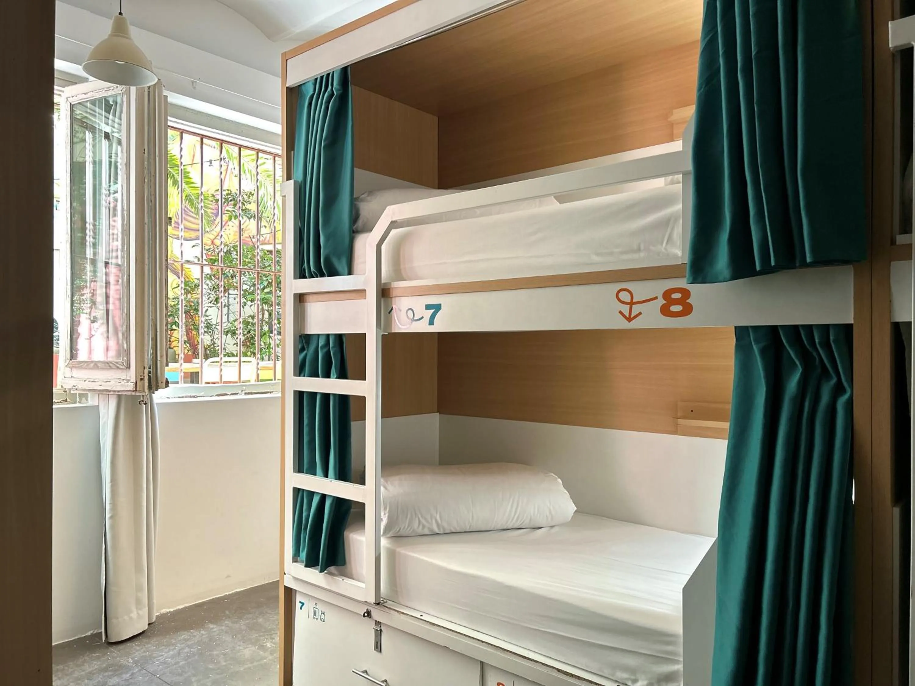 Bed in The Loft House Barcelona