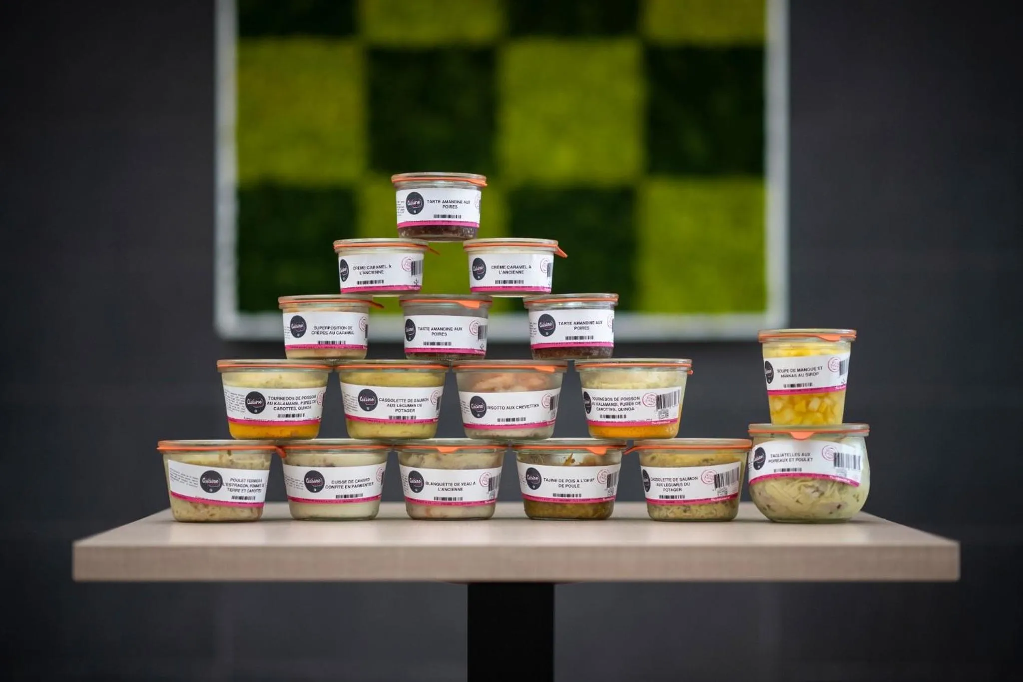 Restaurant/places to eat in Kyriad Prestige Saint-Malo