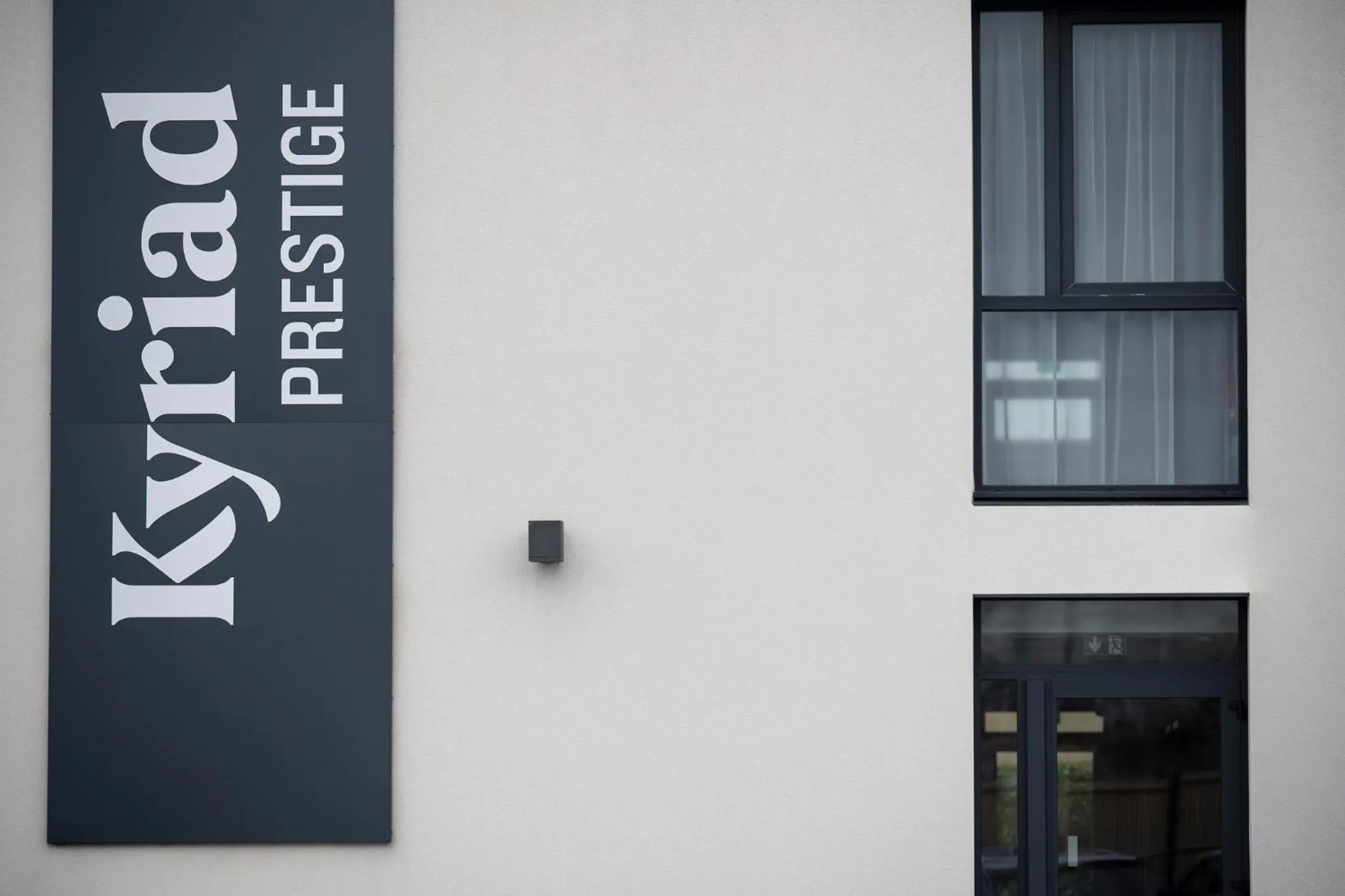 Property building in Kyriad Prestige Saint-Malo