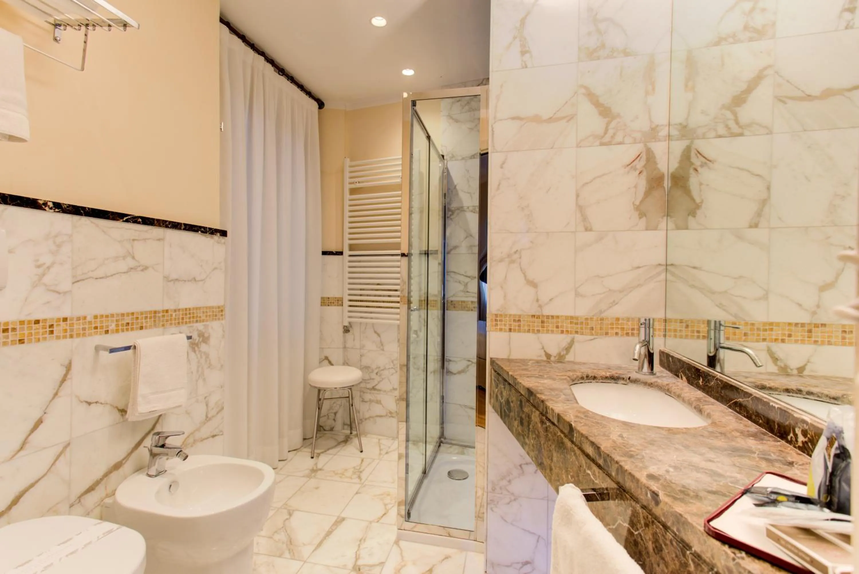 Bathroom in Oste del Castello Wellness & Bike Hotel