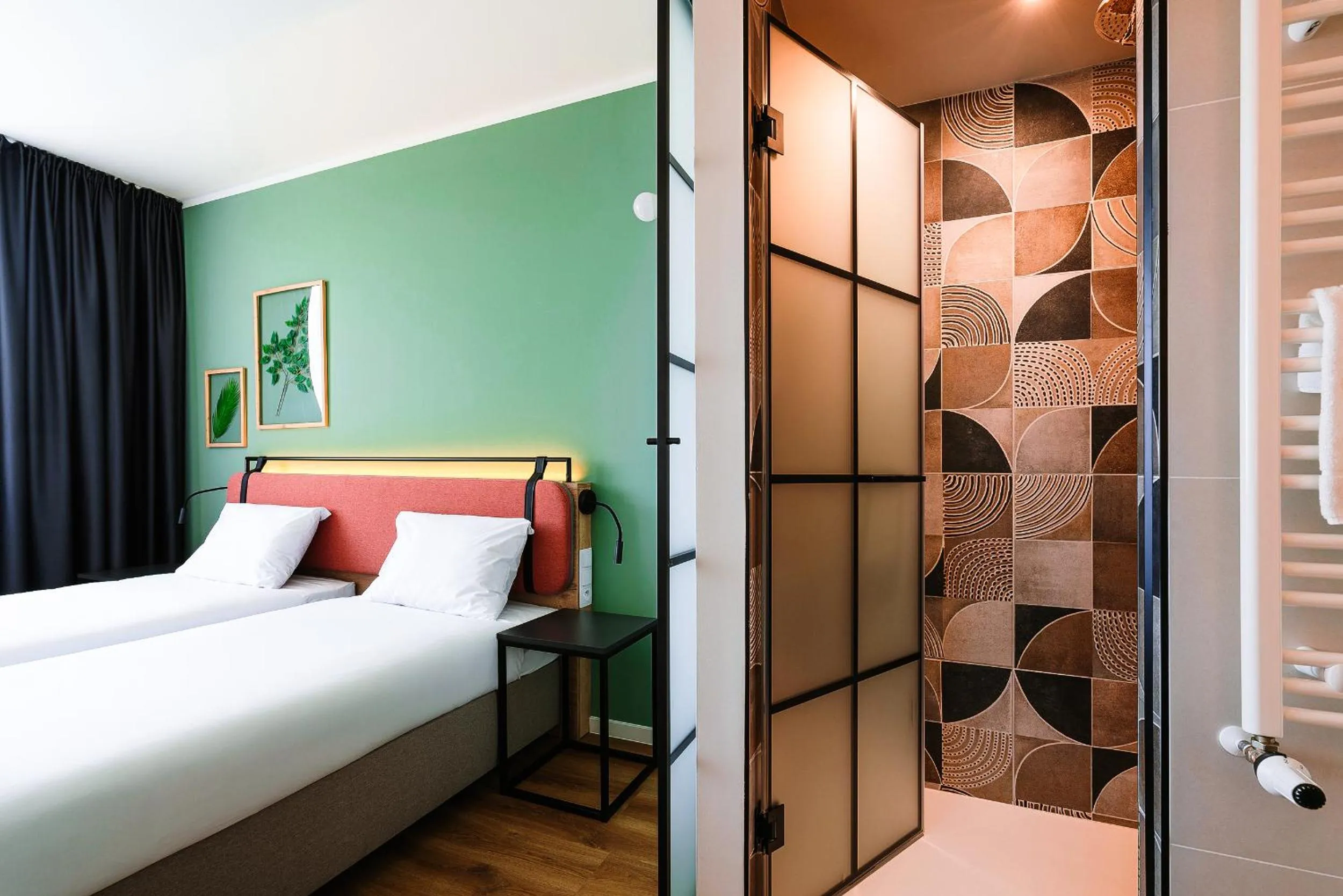 Shower, Bed in Hotel Convictus Cracovia for business & travellers