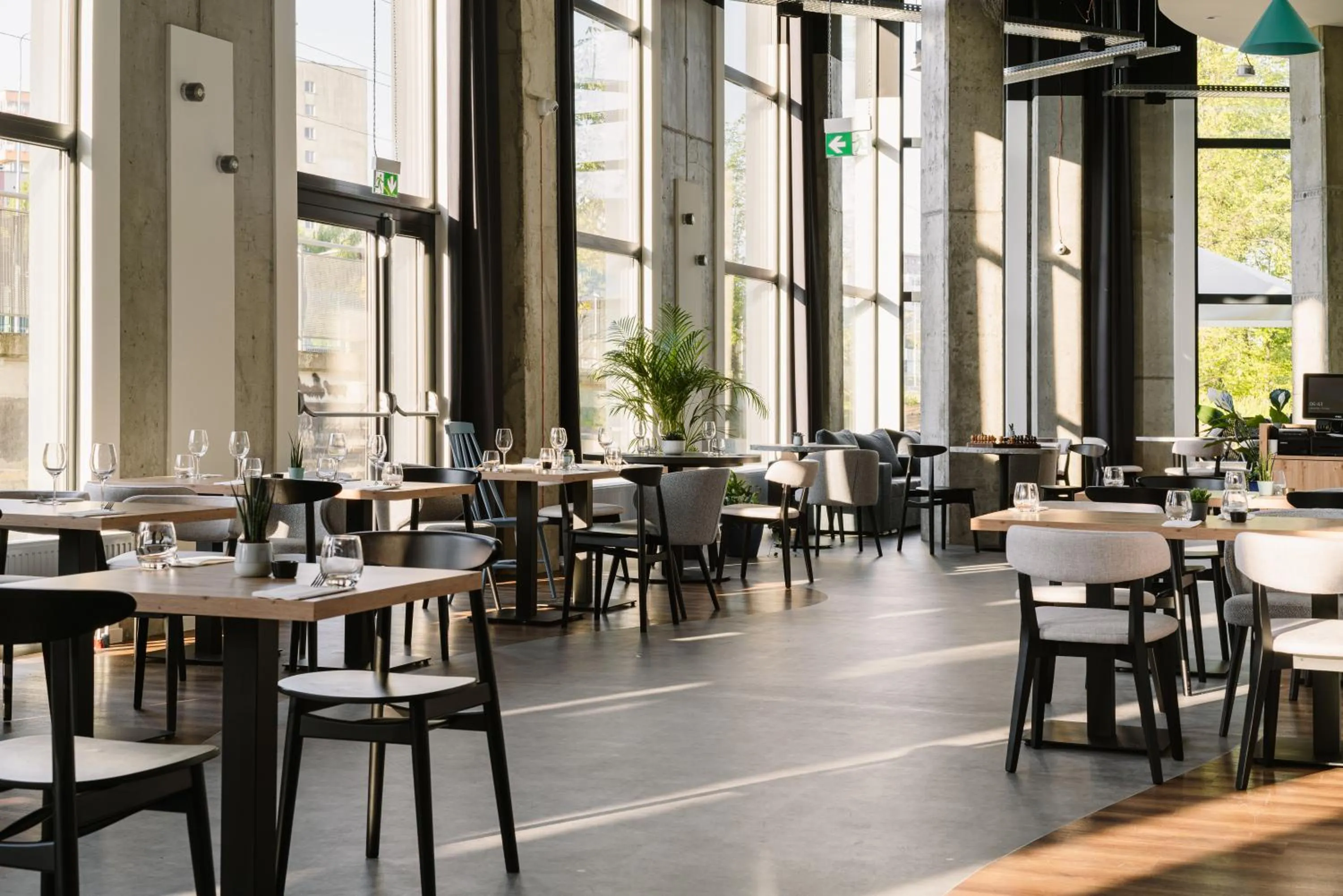 Restaurant/places to eat in Hotel Convictus Cracovia for business & travellers