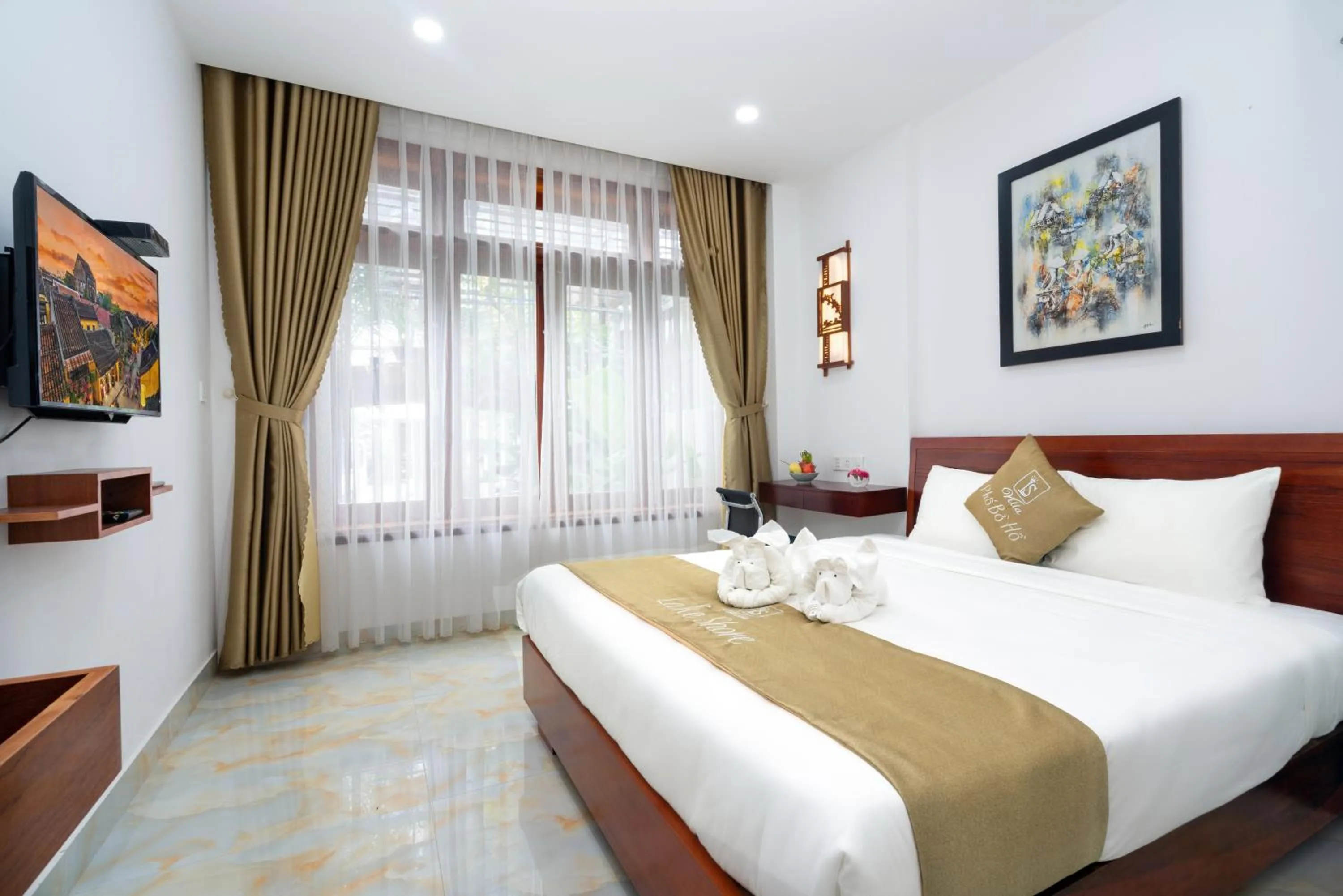 Bed in Villa Lake Shore Hoi An